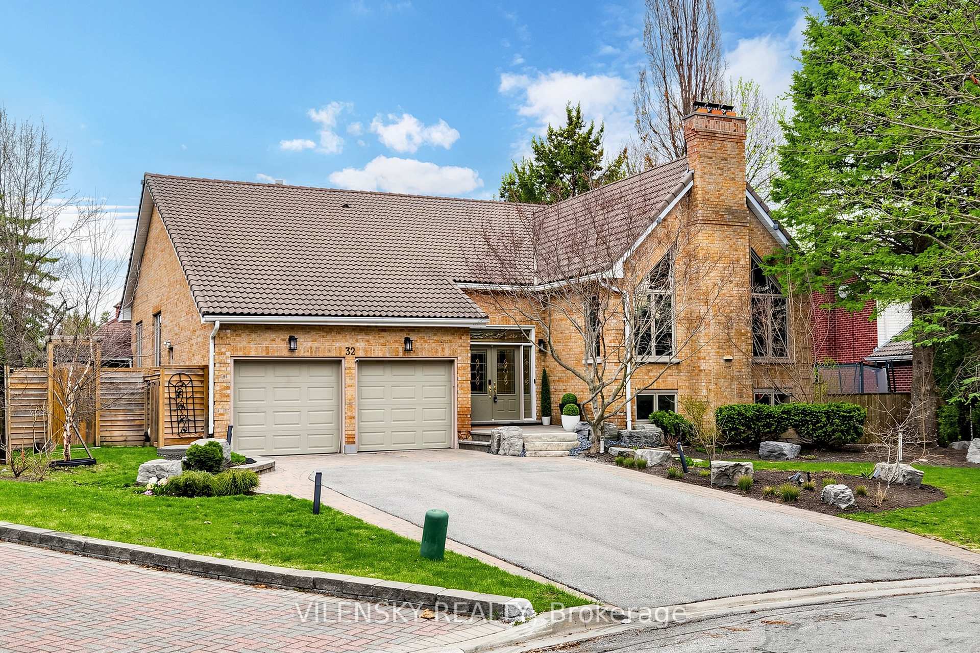 Photo of 32 Whitfield Court