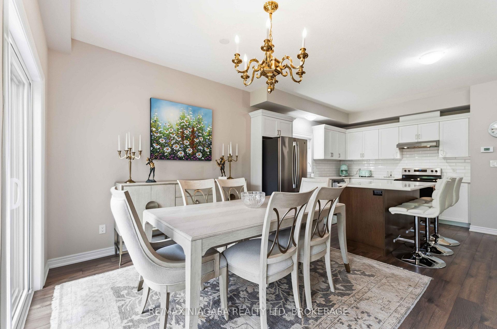 Photo 10 of 23B Bloomfield Avenue, St. Catharines, Secord Woods — HOMEH