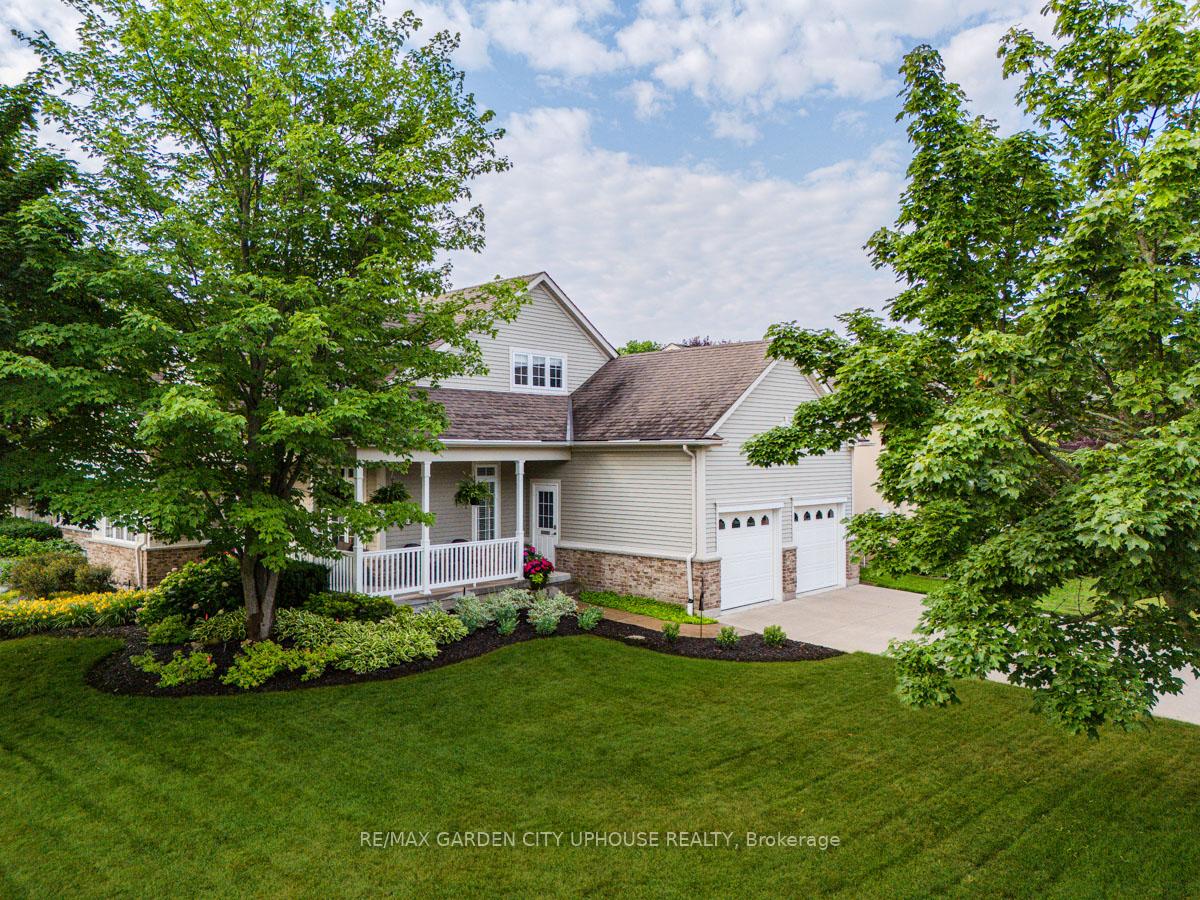 Photo 2 of 45 Oarsman Crescent, St. Catharines, Martindale Pond — HOMEH