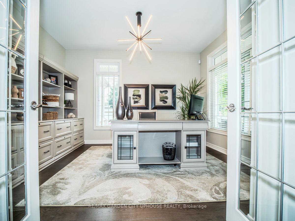 Photo 4 of 45 Oarsman Crescent, St. Catharines, Martindale Pond — HOMEH