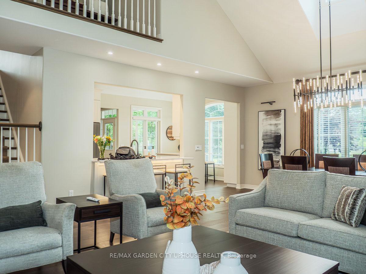 Photo 12 of 45 Oarsman Crescent, St. Catharines, Martindale Pond — HOMEH
