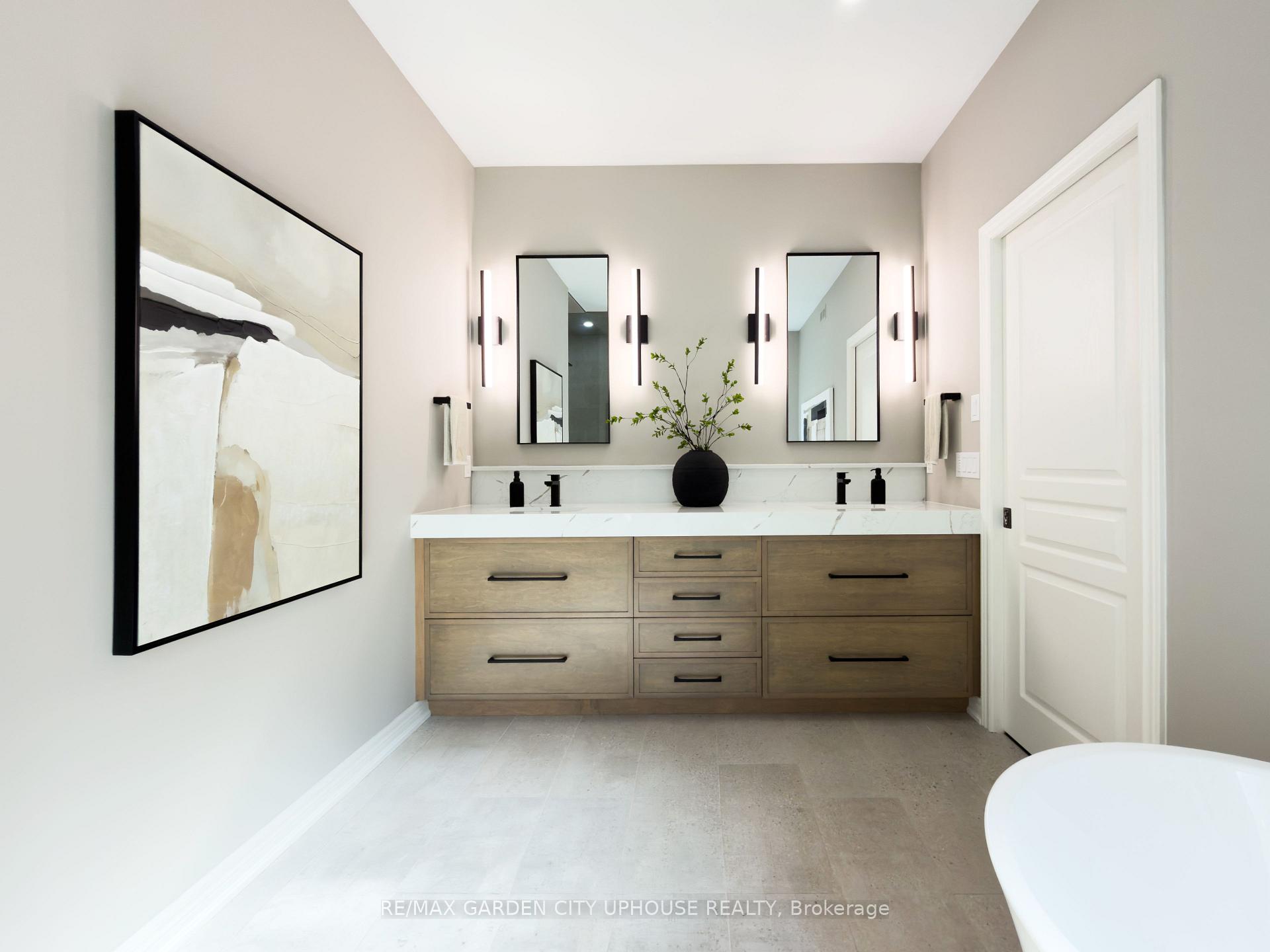 Photo 17 of 45 Oarsman Crescent, St. Catharines, Martindale Pond — HOMEH