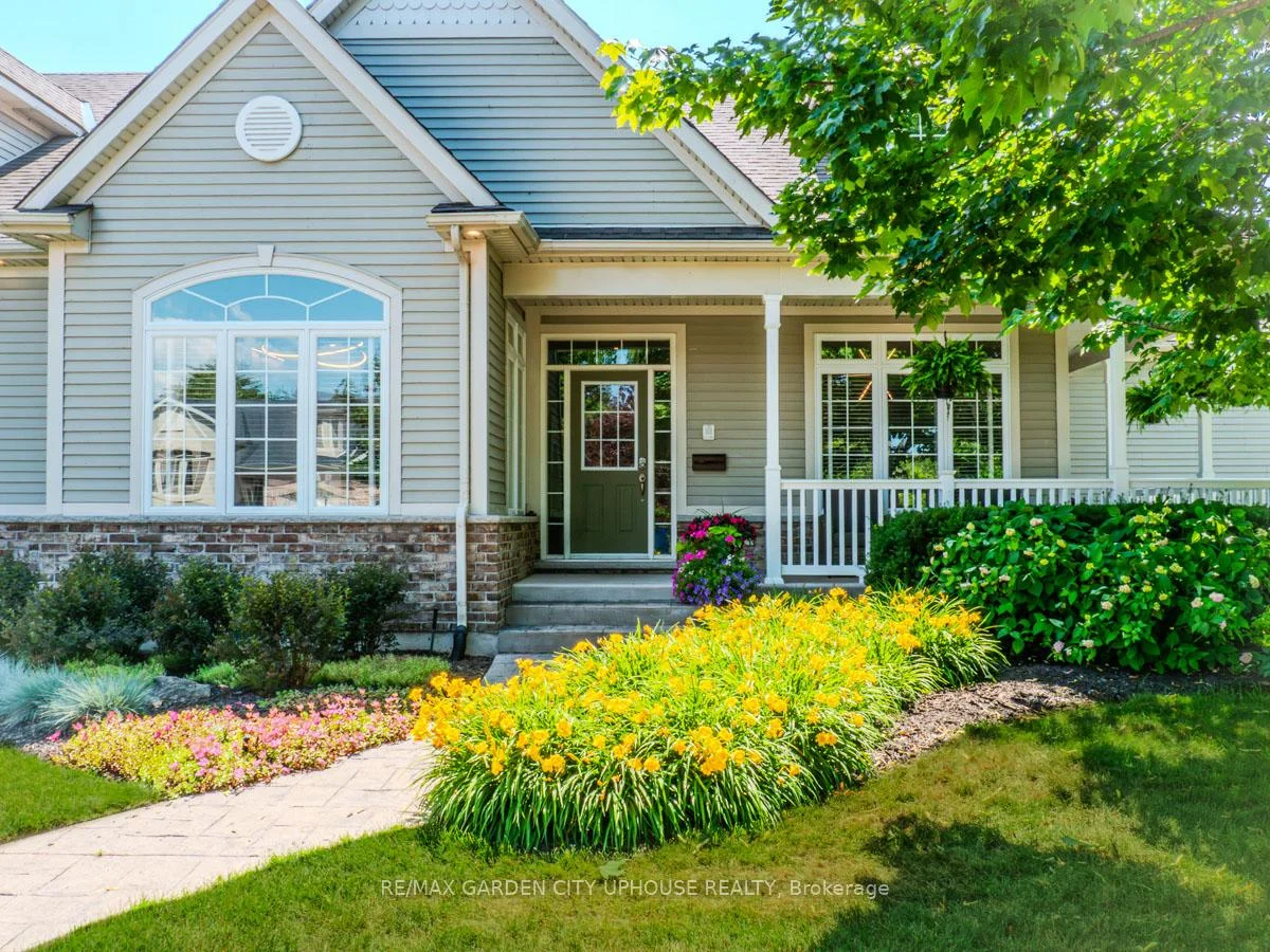 Photo 5 of 45 Oarsman Crescent, St. Catharines, Martindale Pond — HOMEH