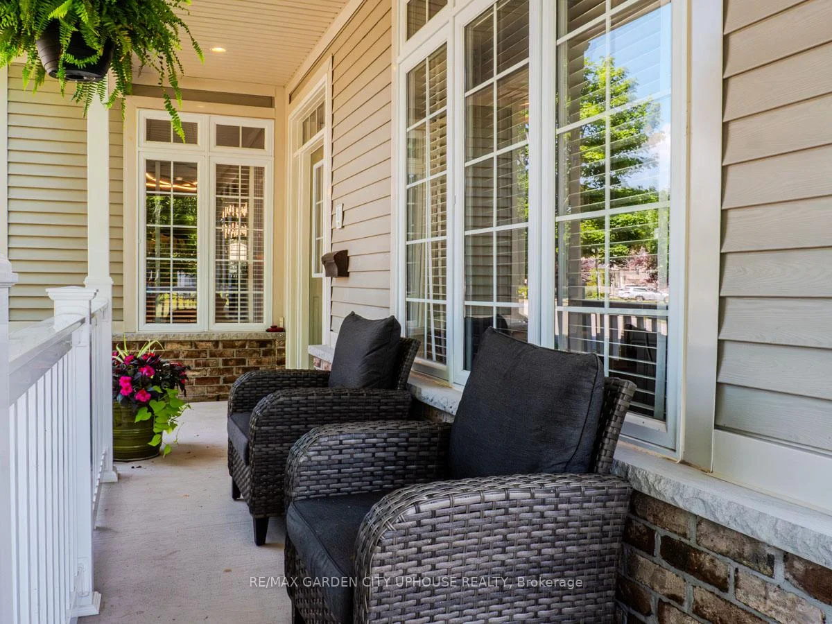 Photo 7 of 45 Oarsman Crescent, St. Catharines, Martindale Pond — HOMEH