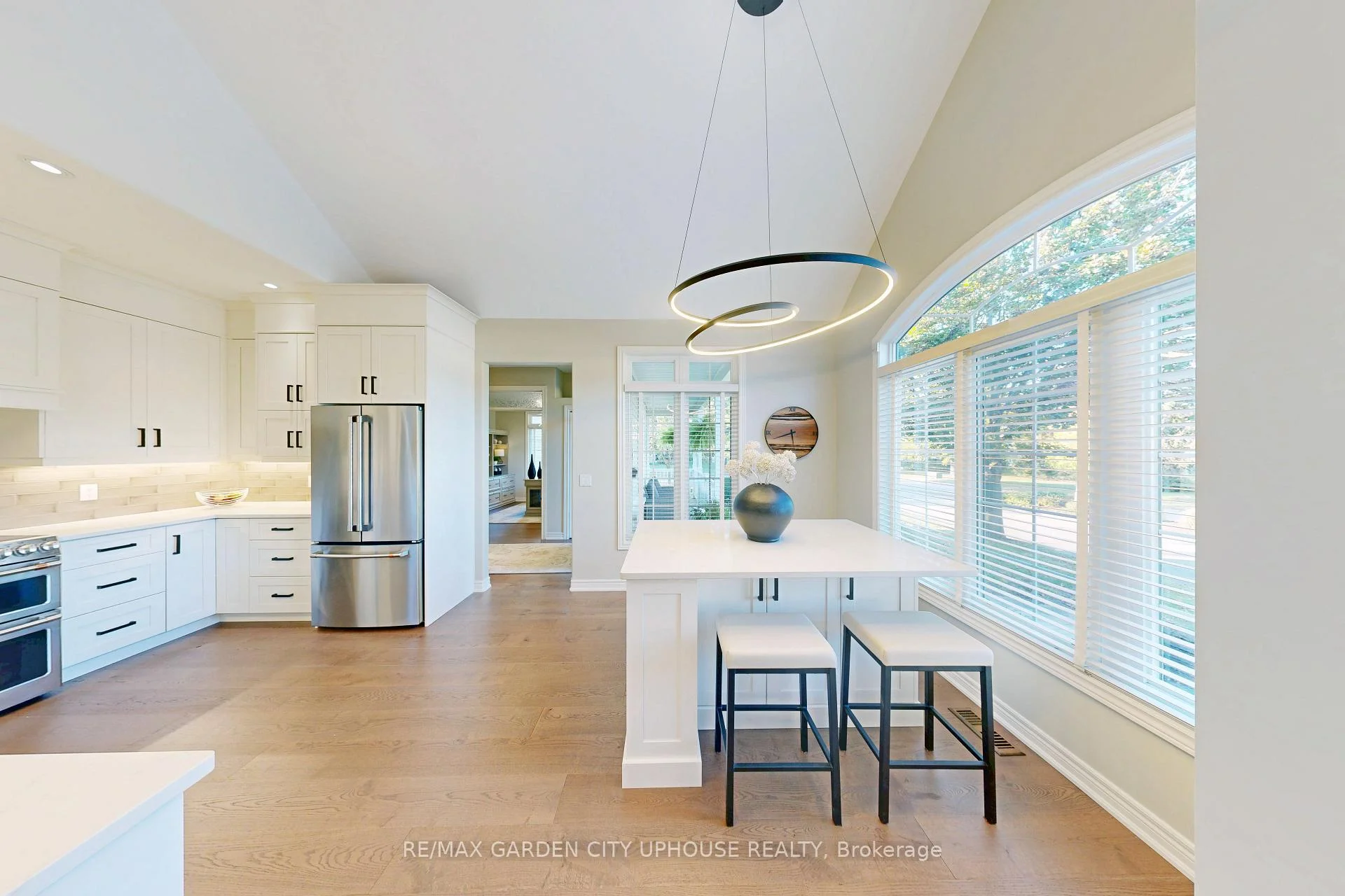 Photo 8 of 45 Oarsman Crescent, St. Catharines, Martindale Pond — HOMEH