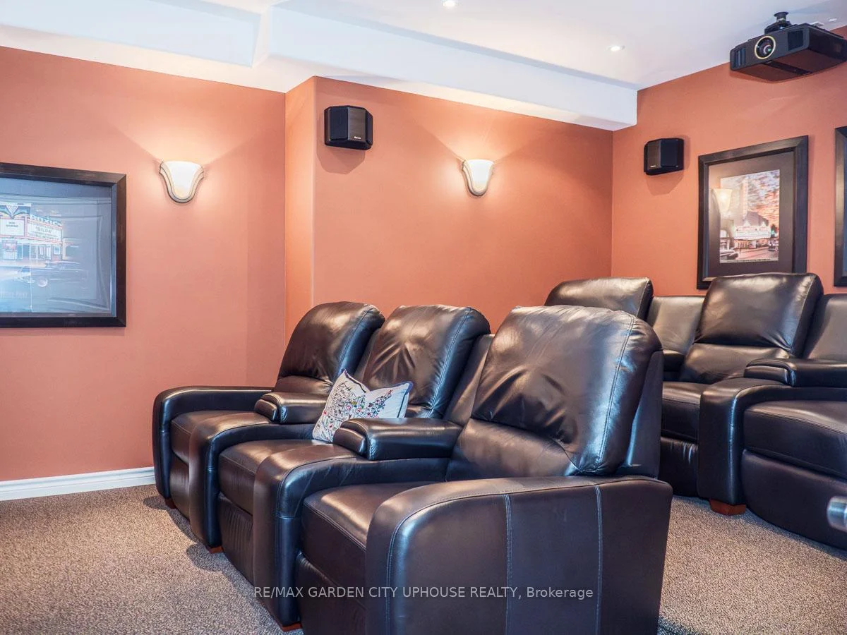 Photo 40 of 45 Oarsman Crescent, St. Catharines, Martindale Pond — HOMEH