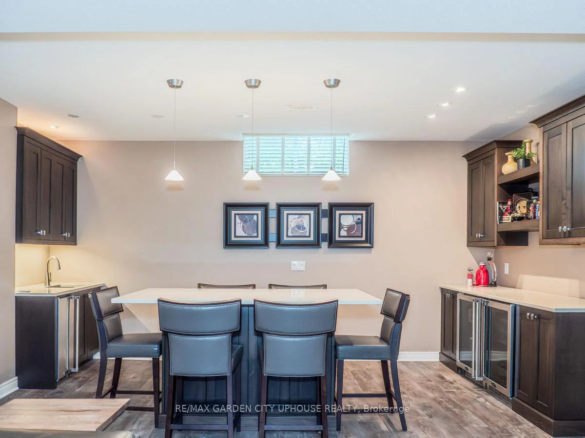 Photo 46 of 45 Oarsman Crescent, St. Catharines, Martindale Pond — HOMEH