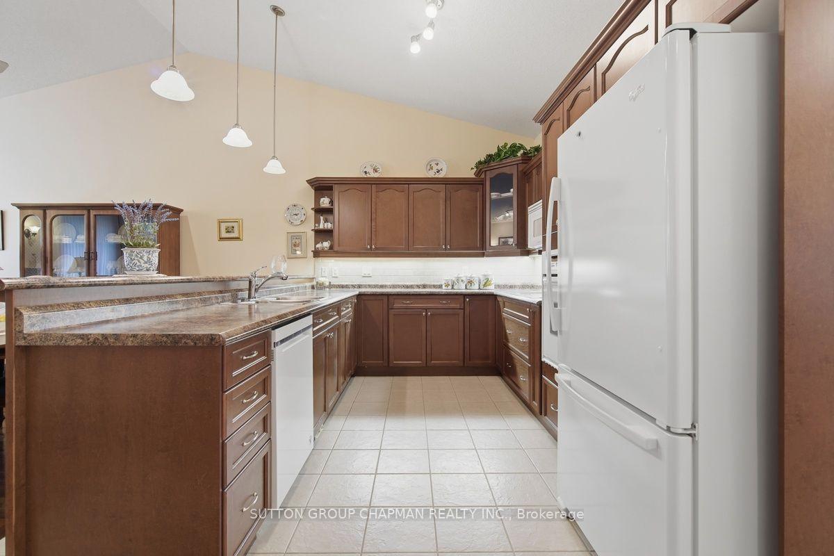 Photo 18 of Unit 15, 455 Hyde Park Road, London, North P — HOMEH