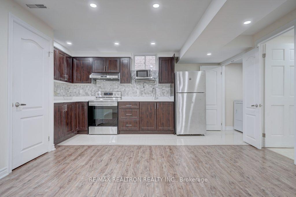 Photo 12 of Unit Bsmnt, 41 Oswell Drive, Ajax, Northeast Ajax — HOMEH