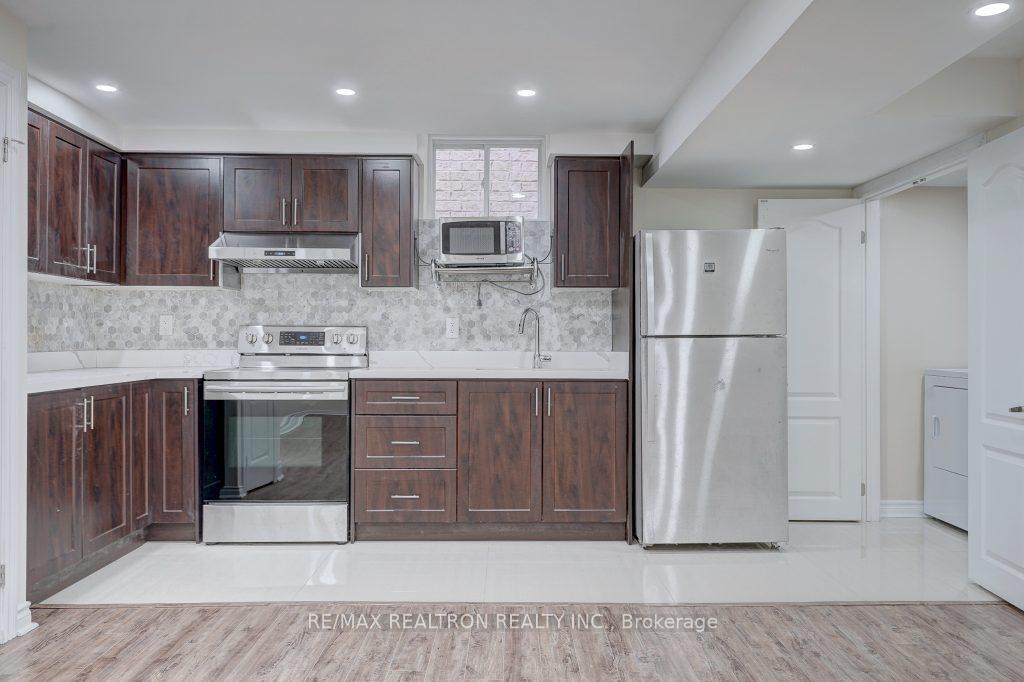 Photo 13 of Unit Bsmnt, 41 Oswell Drive, Ajax, Northeast Ajax — HOMEH
