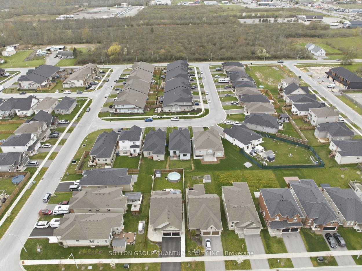 Photo 38 of 420 Williams Crescent, Fort Erie, Lakeshore — HOMEH