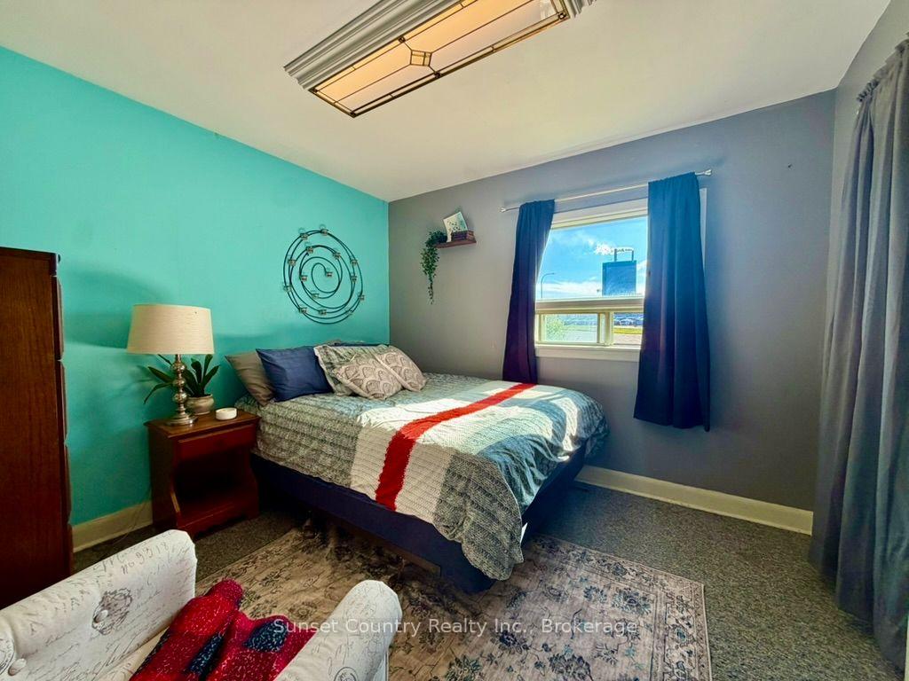 Photo 8 of 169 Florence Street, Dryden, Hillcrest — HOMEH