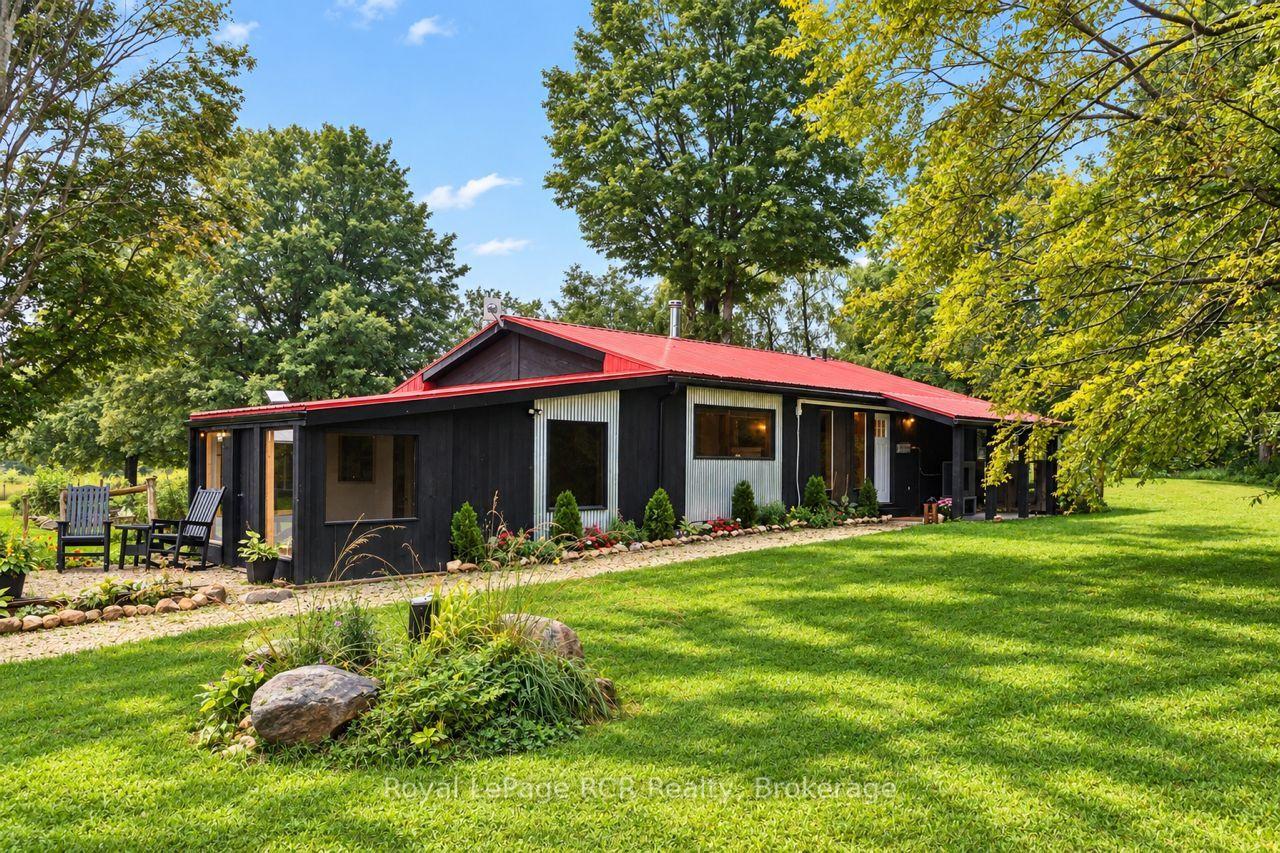 Photo 3 of 585216 Sideroad 10A, Grey Highlands — HOMEH