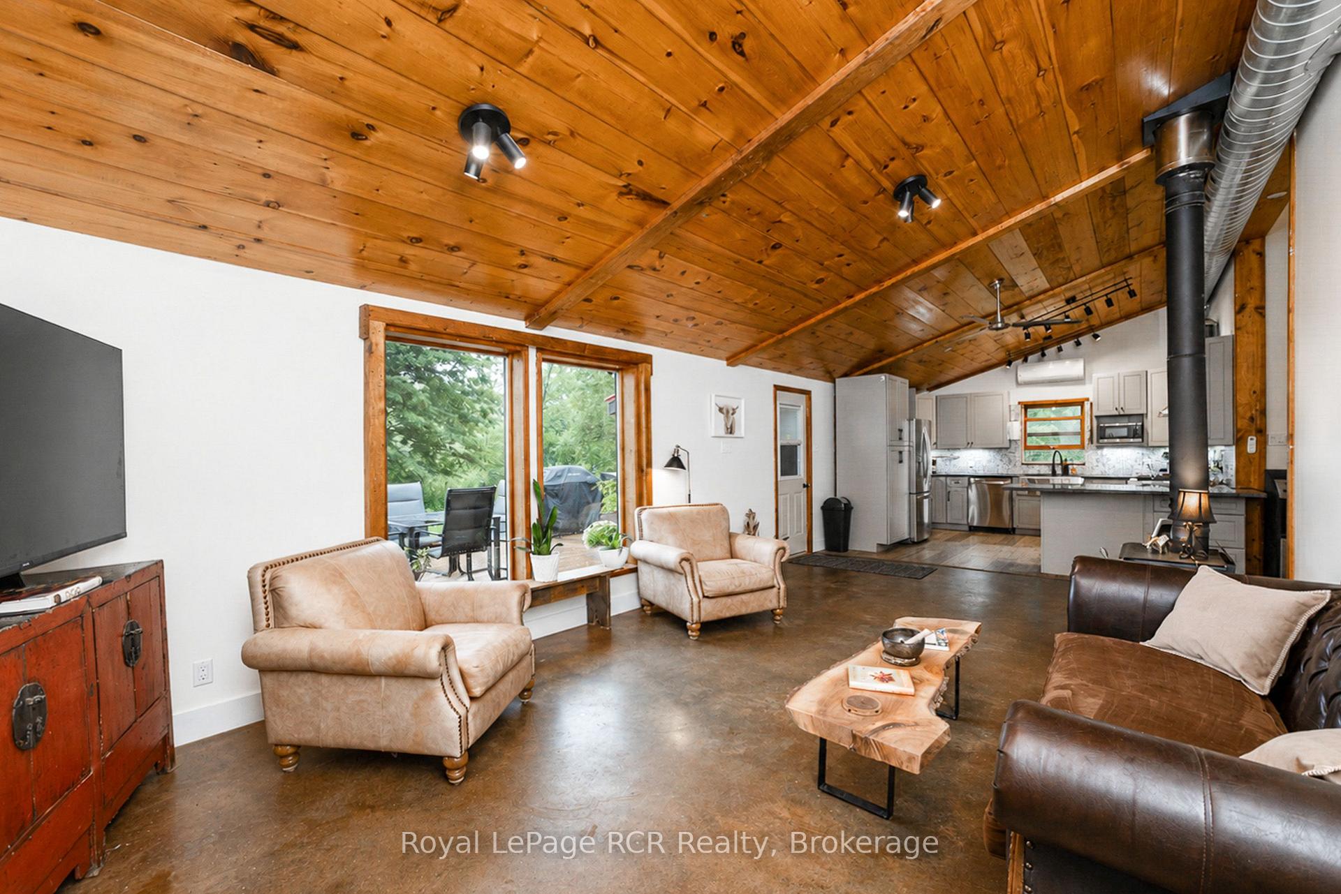 Photo 7 of 585216 Sideroad 10A, Grey Highlands — HOMEH