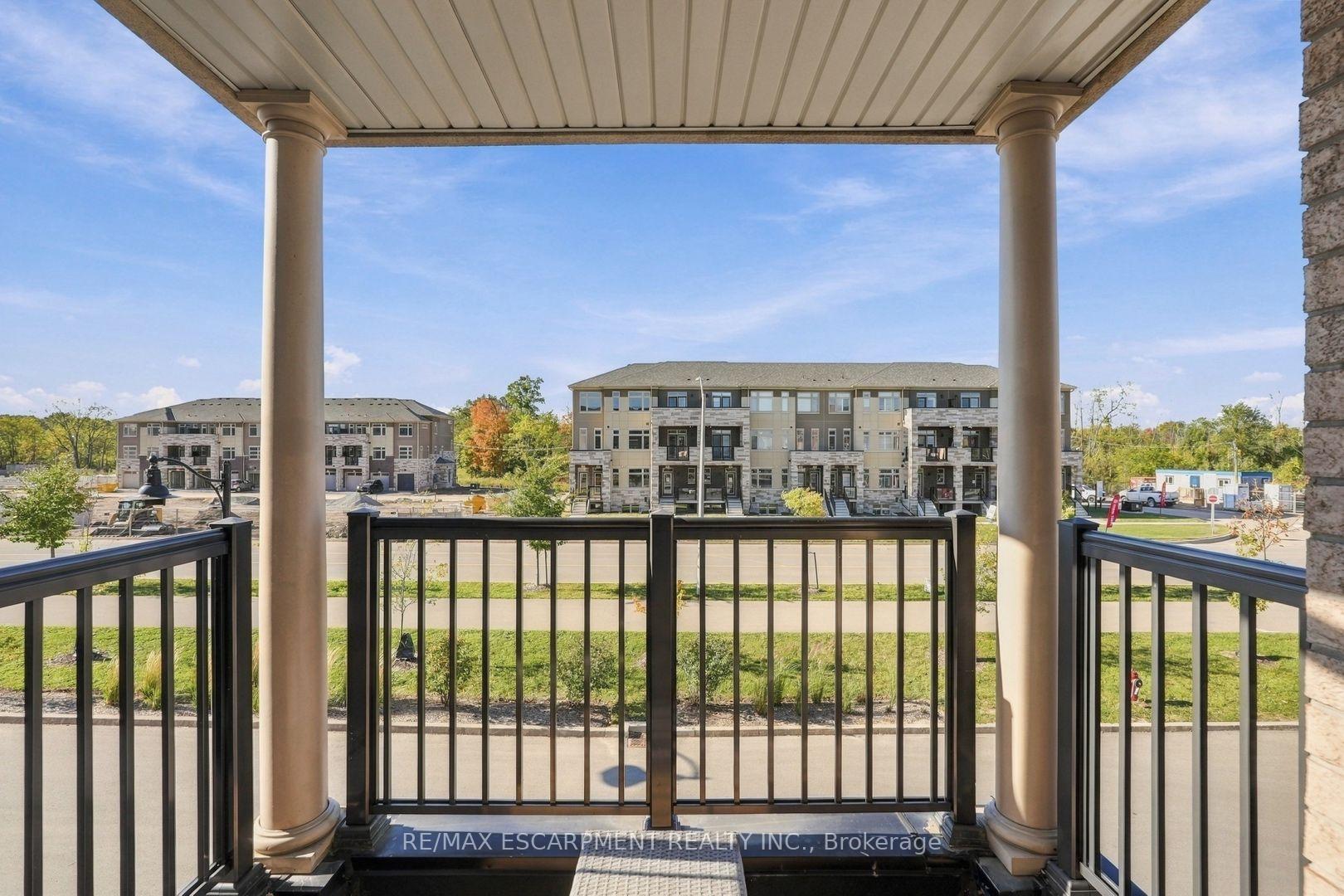 Photo 27 of 77 Borers Creek Circle, Hamilton, Waterdown — HOMEH
