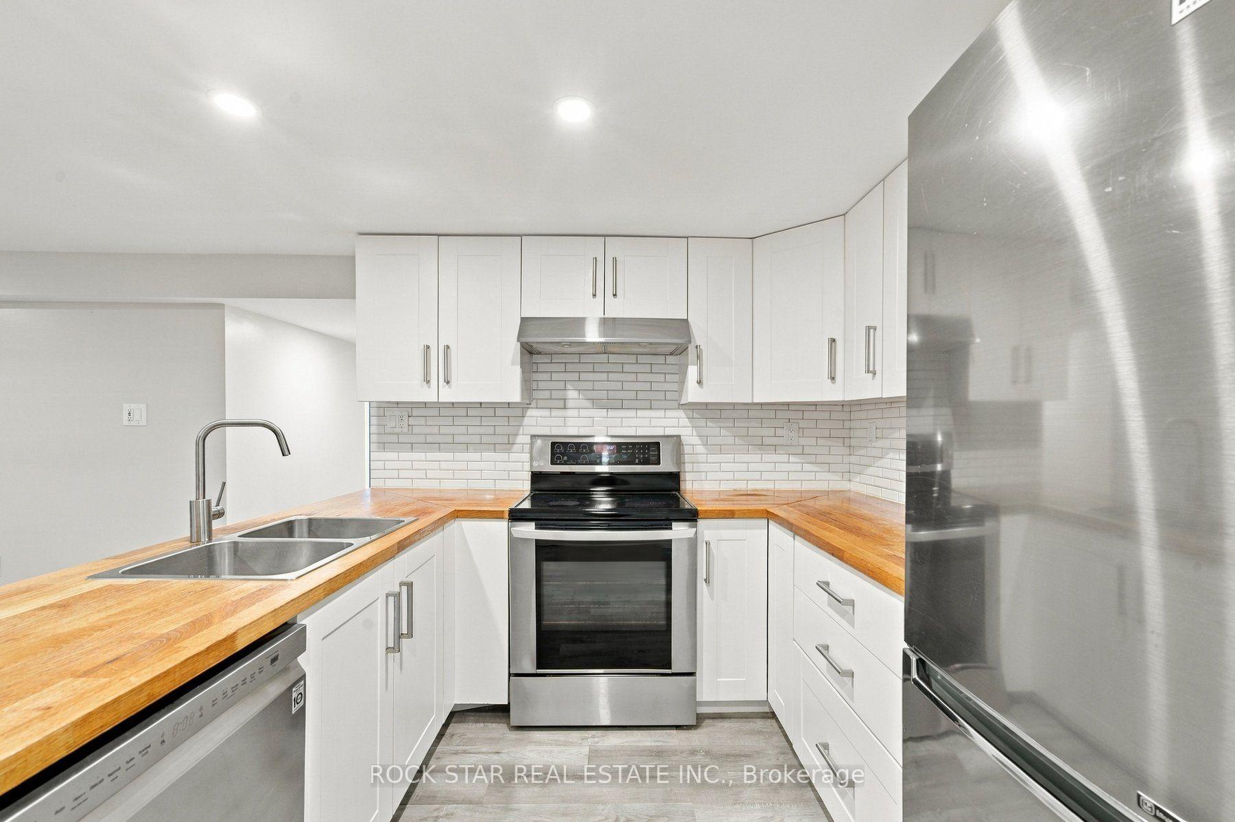 Photo 3 of Unit LOWER, 1052 Fennell Avenue E, Hamilton, Hampton Heights — HOMEH