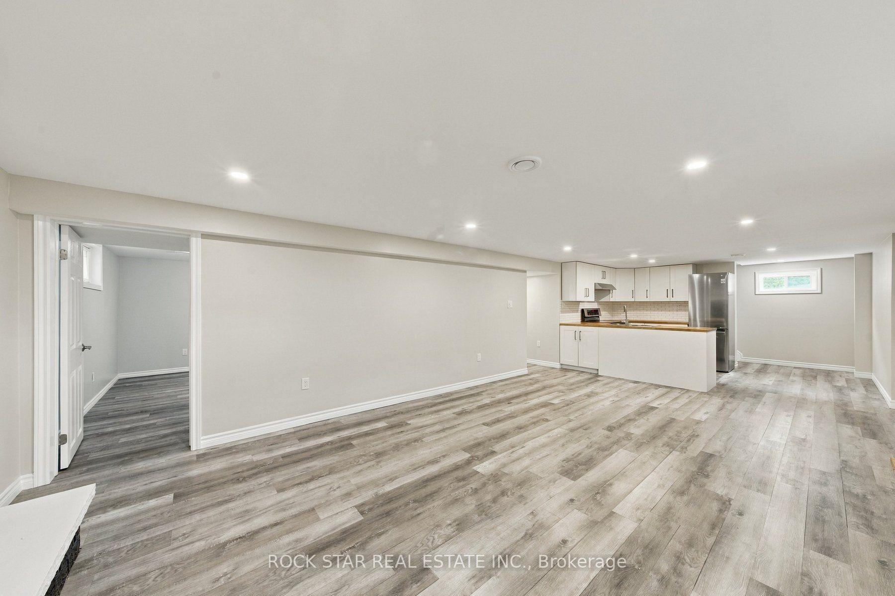 Photo 7 of Unit LOWER, 1052 Fennell Avenue E, Hamilton, Hampton Heights — HOMEH