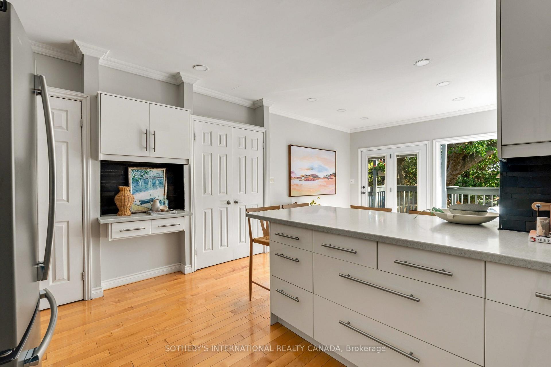 Photo 9 of 143 Castlefield Avenue, Toronto, Yonge-Eglinton — HOMEH