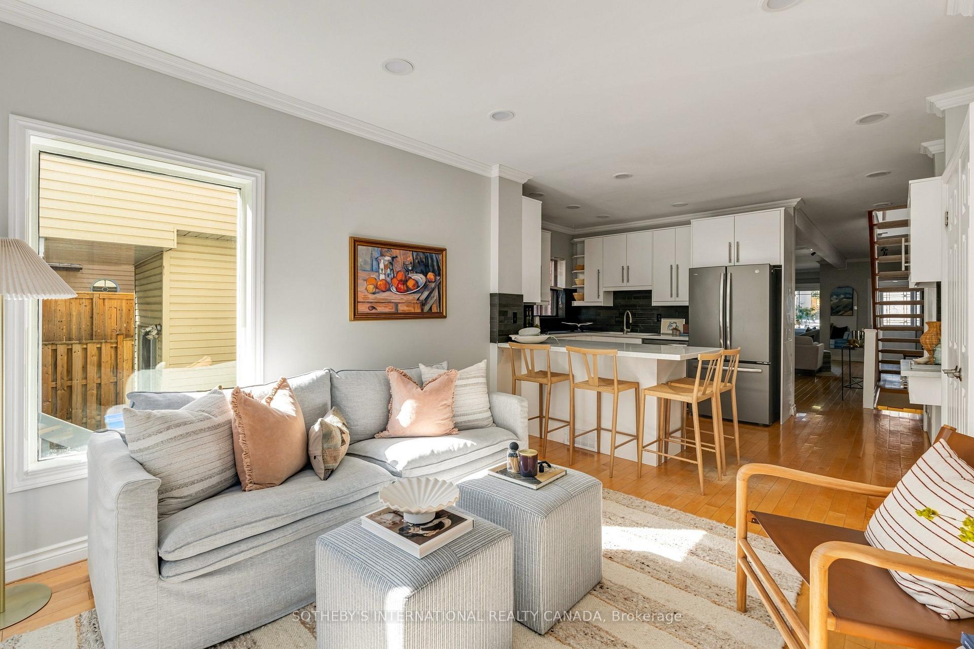 Photo 10 of 143 Castlefield Avenue, Toronto, Yonge-Eglinton — HOMEH