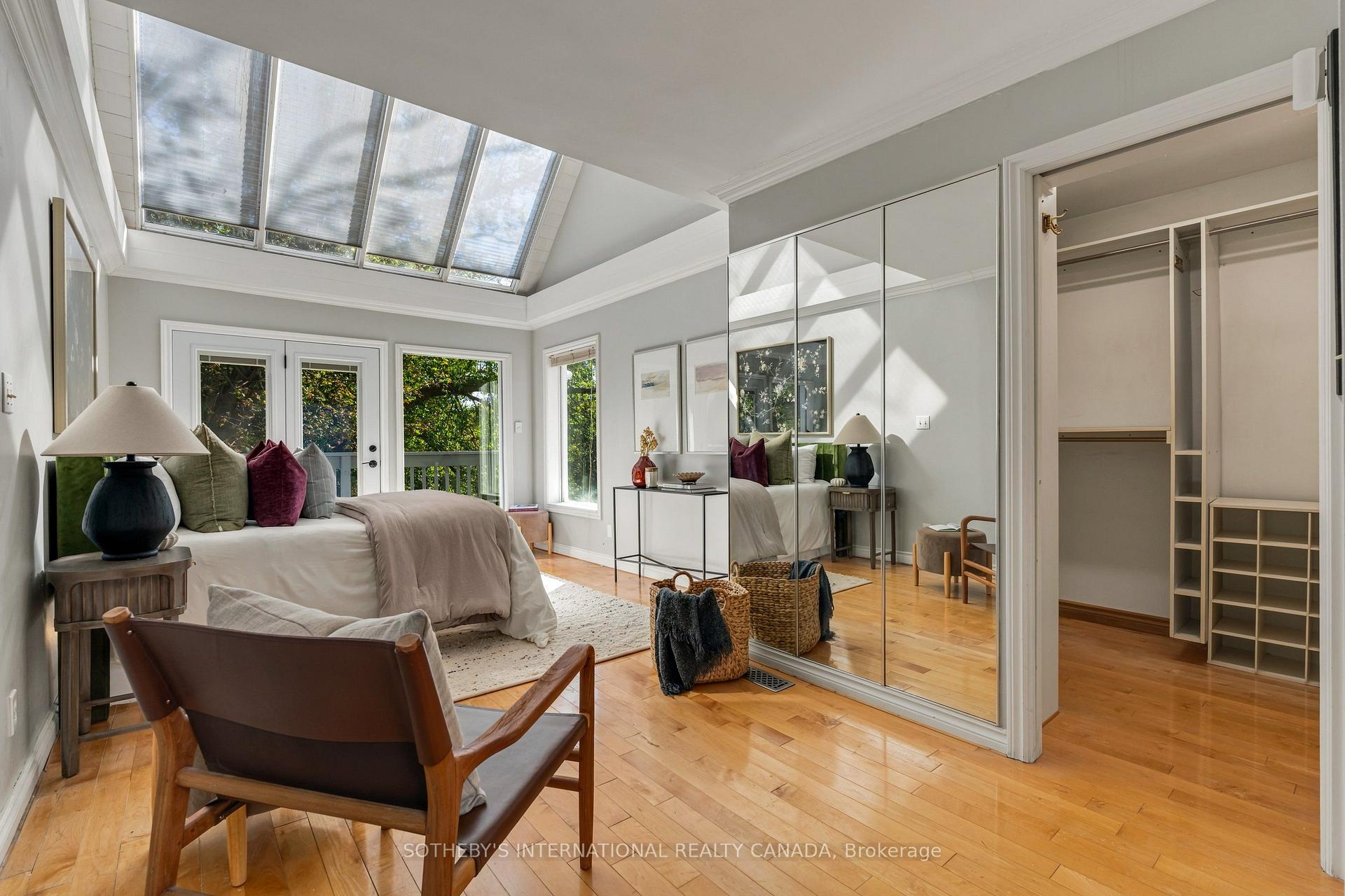 Photo 12 of 143 Castlefield Avenue, Toronto, Yonge-Eglinton — HOMEH