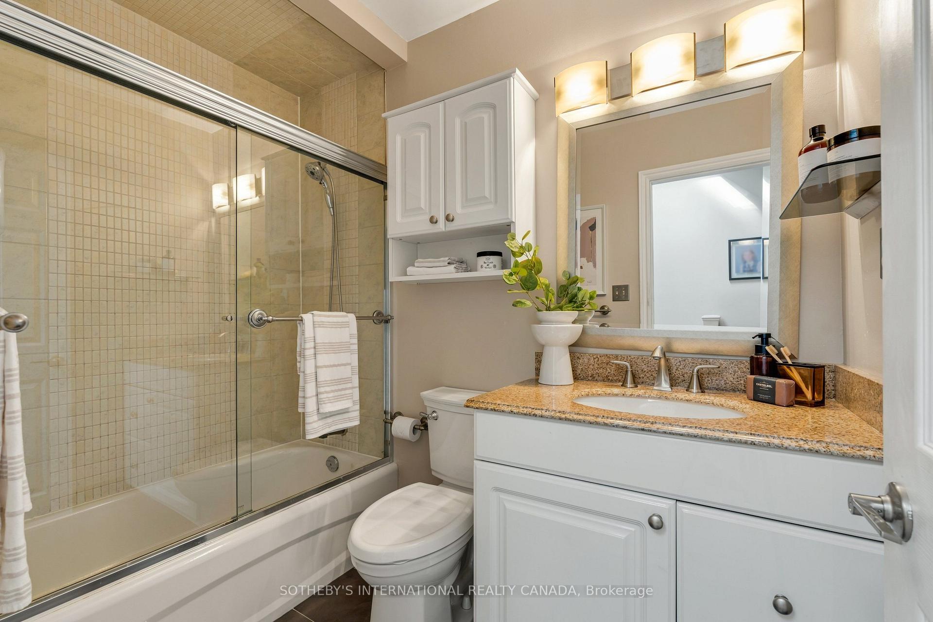 Photo 18 of 143 Castlefield Avenue, Toronto, Yonge-Eglinton — HOMEH