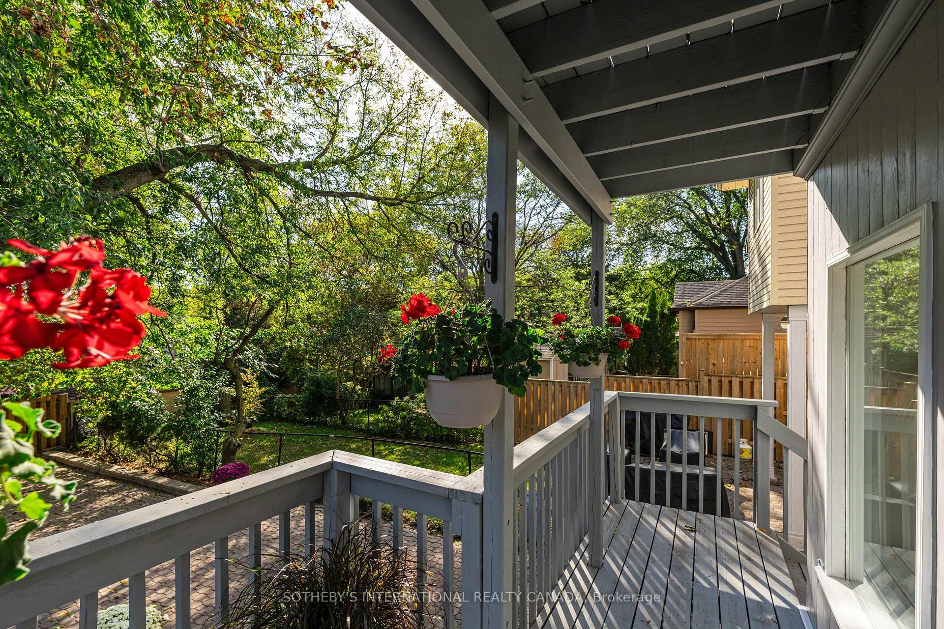 Photo 23 of 143 Castlefield Avenue, Toronto, Yonge-Eglinton — HOMEH