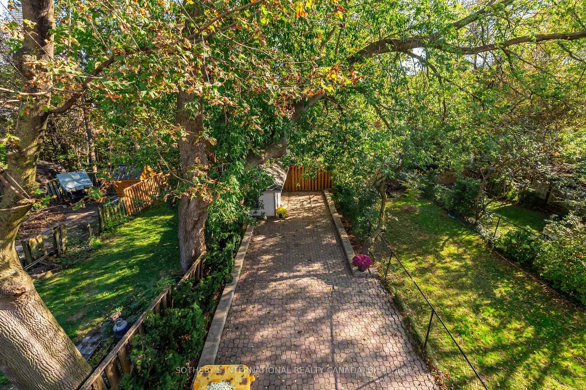 Photo 27 of 143 Castlefield Avenue, Toronto, Yonge-Eglinton — HOMEH