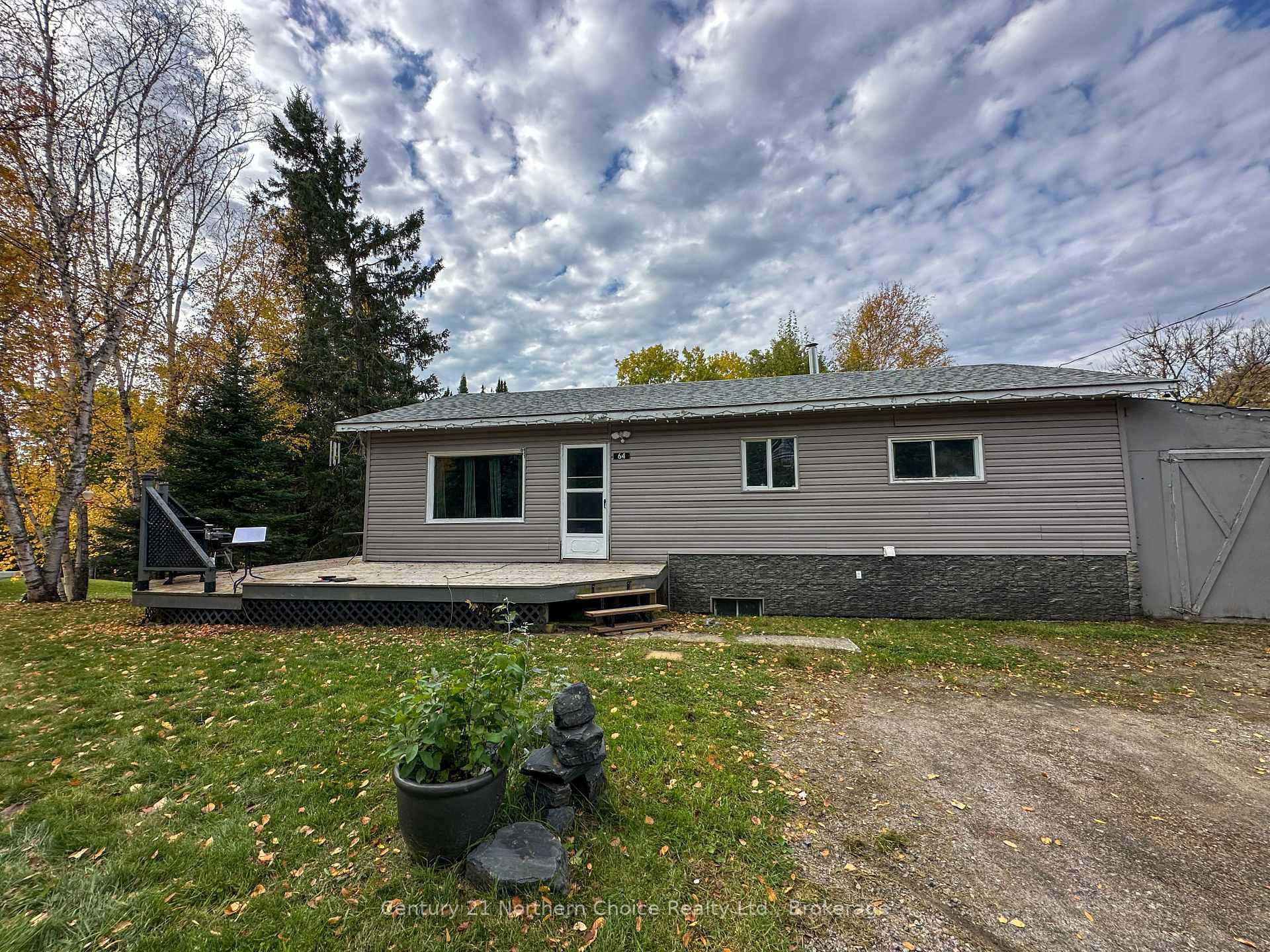 Photo 19 of 64 Nymark Drive, Ear Falls — HOMEH