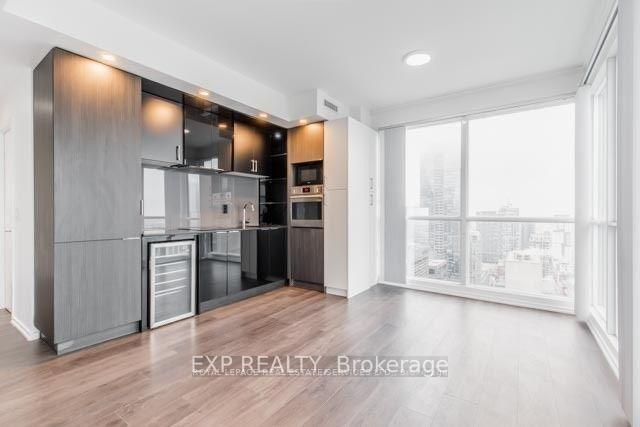 Photo 9 of Unit 4515, 70 Temperance Street, Toronto, Bay Street Corridor — HOMEH
