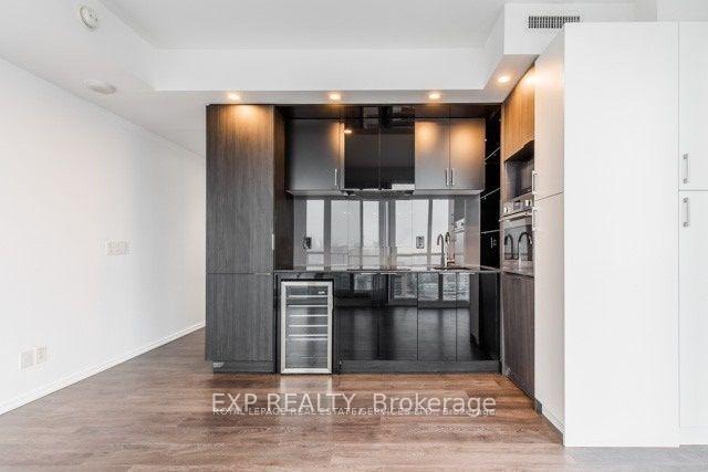 Photo 11 of Unit 4515, 70 Temperance Street, Toronto, Bay Street Corridor — HOMEH