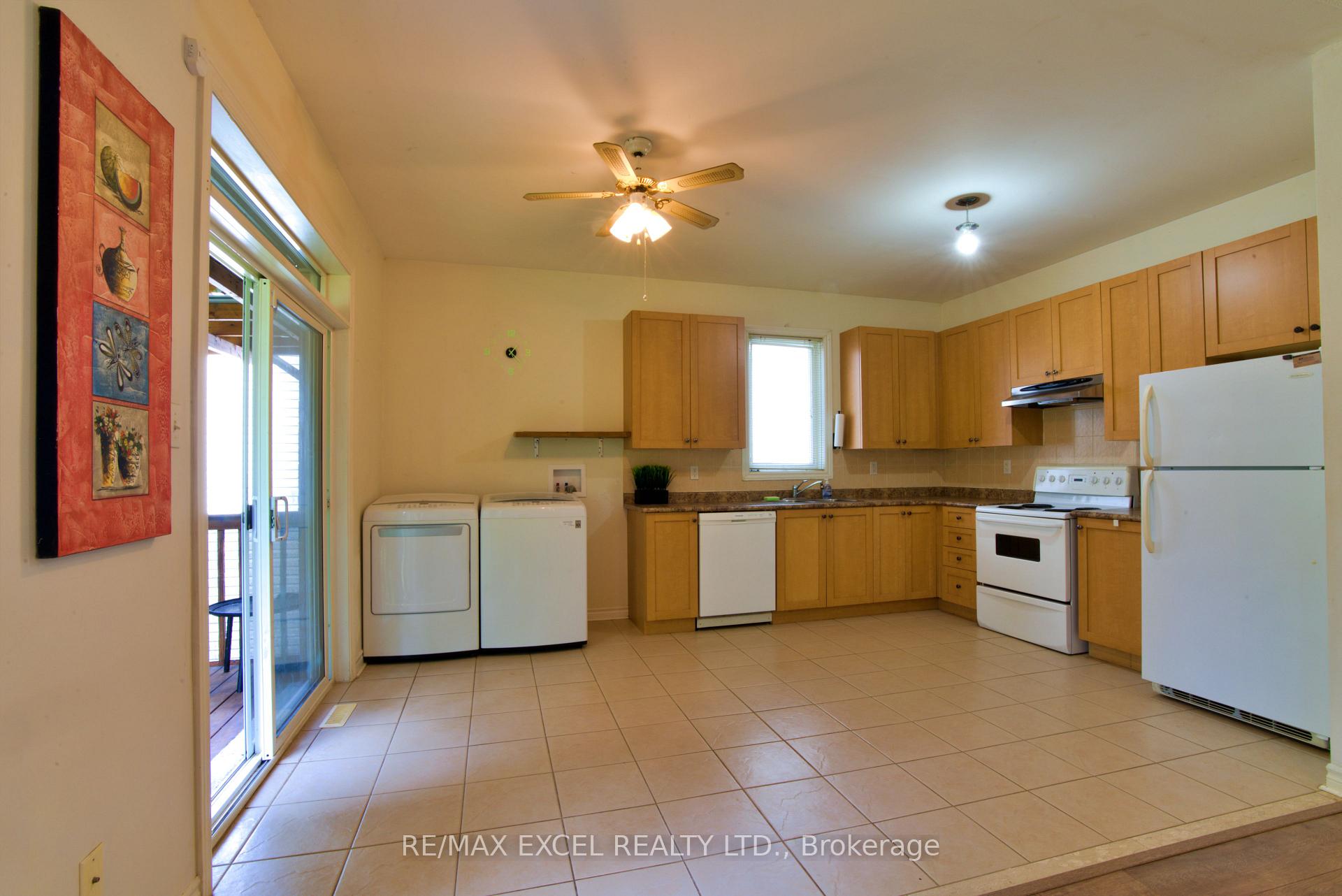 Photo 11 of 12 Cardinal Way, Wasaga Beach — HOMEH