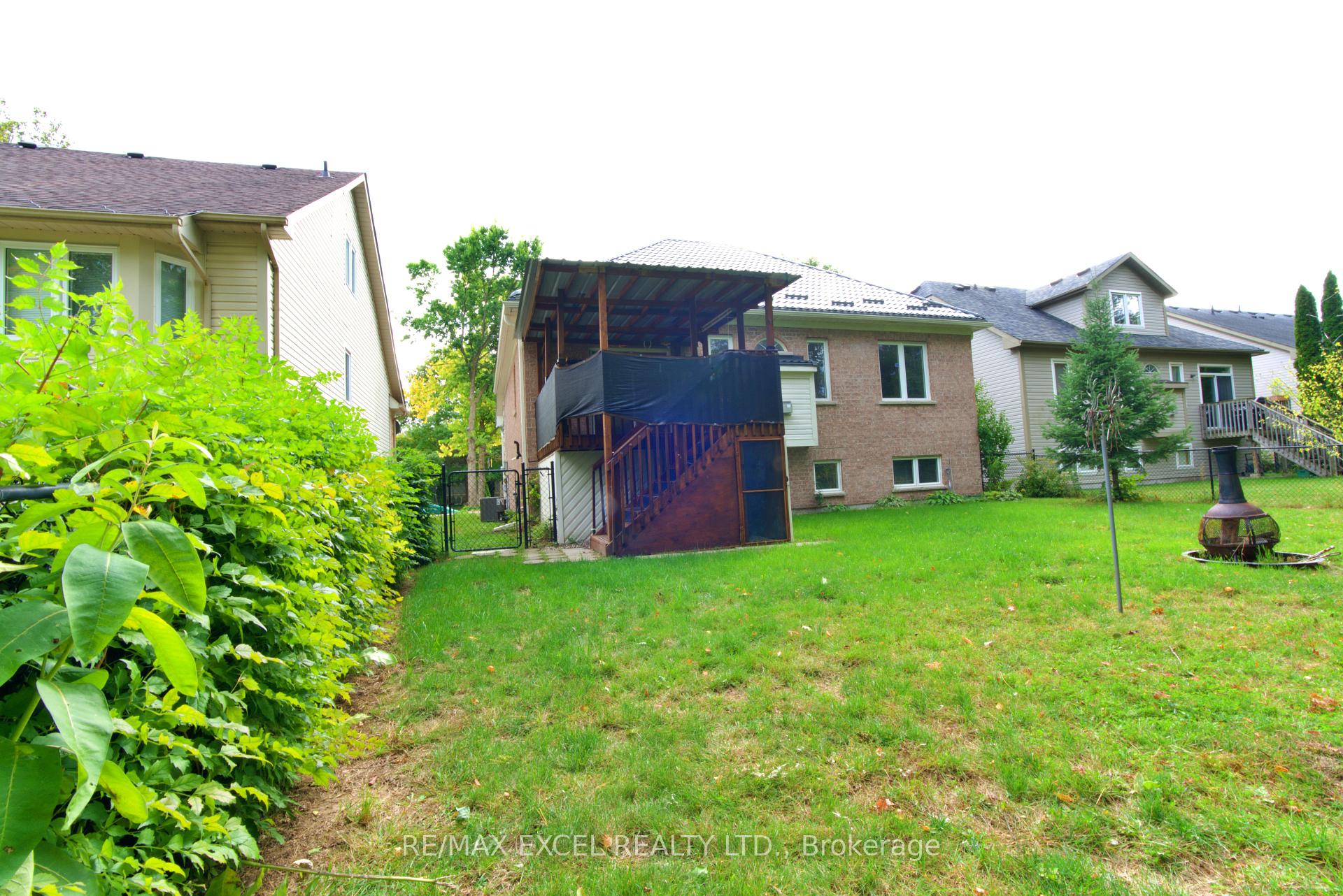 Photo 19 of 12 Cardinal Way, Wasaga Beach — HOMEH