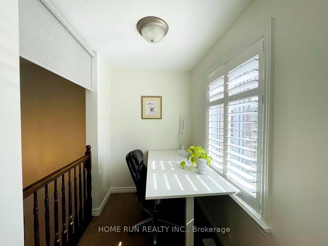 Photo 12 of 245 Badgeley Circle, Ottawa, Kanata - Kanata Lakes/Heritage Hills — HOMEH
