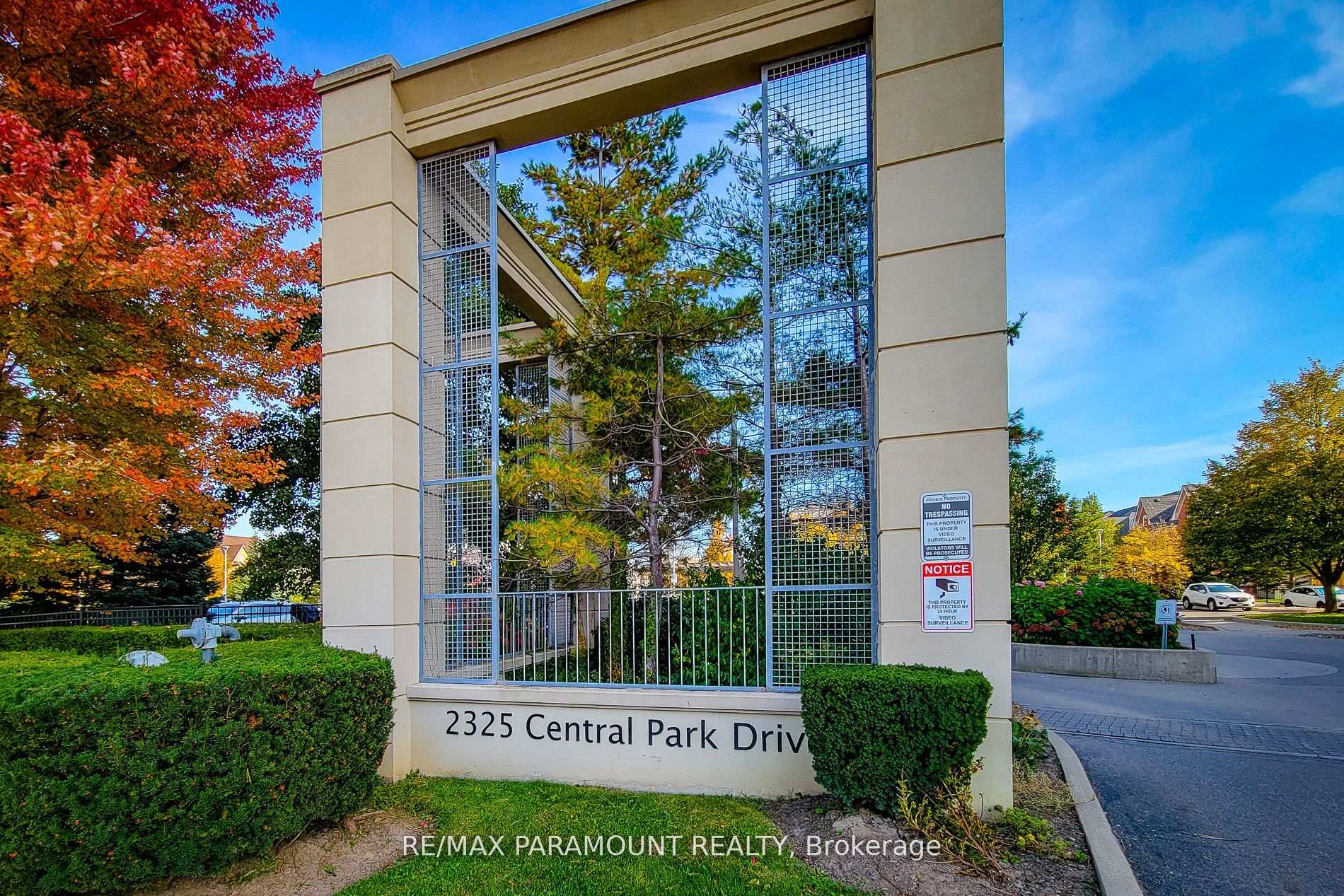 Photo 3 of Unit 1102, 2325 Central Park Drive, Oakville, River Oaks — HOMEH