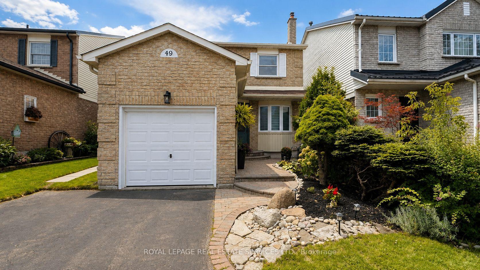 Photo 1 of 49 Lowder Place, Whitby, Blue Grass Meadows — HOMEH