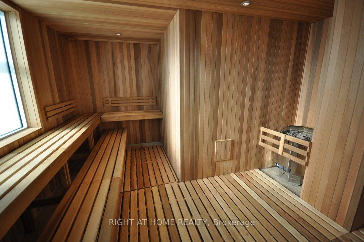 Photo 13 of Unit 915, 90 Stadium Road, Toronto, Waterfront Communities — HOMEH
