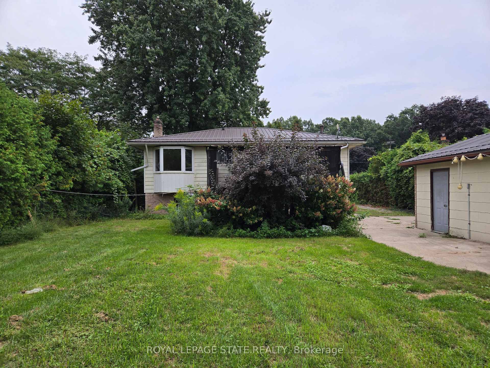 Photo 7 of 8 Lyndhurst Avenue, Norfolk, Pine Grove — HOMEH