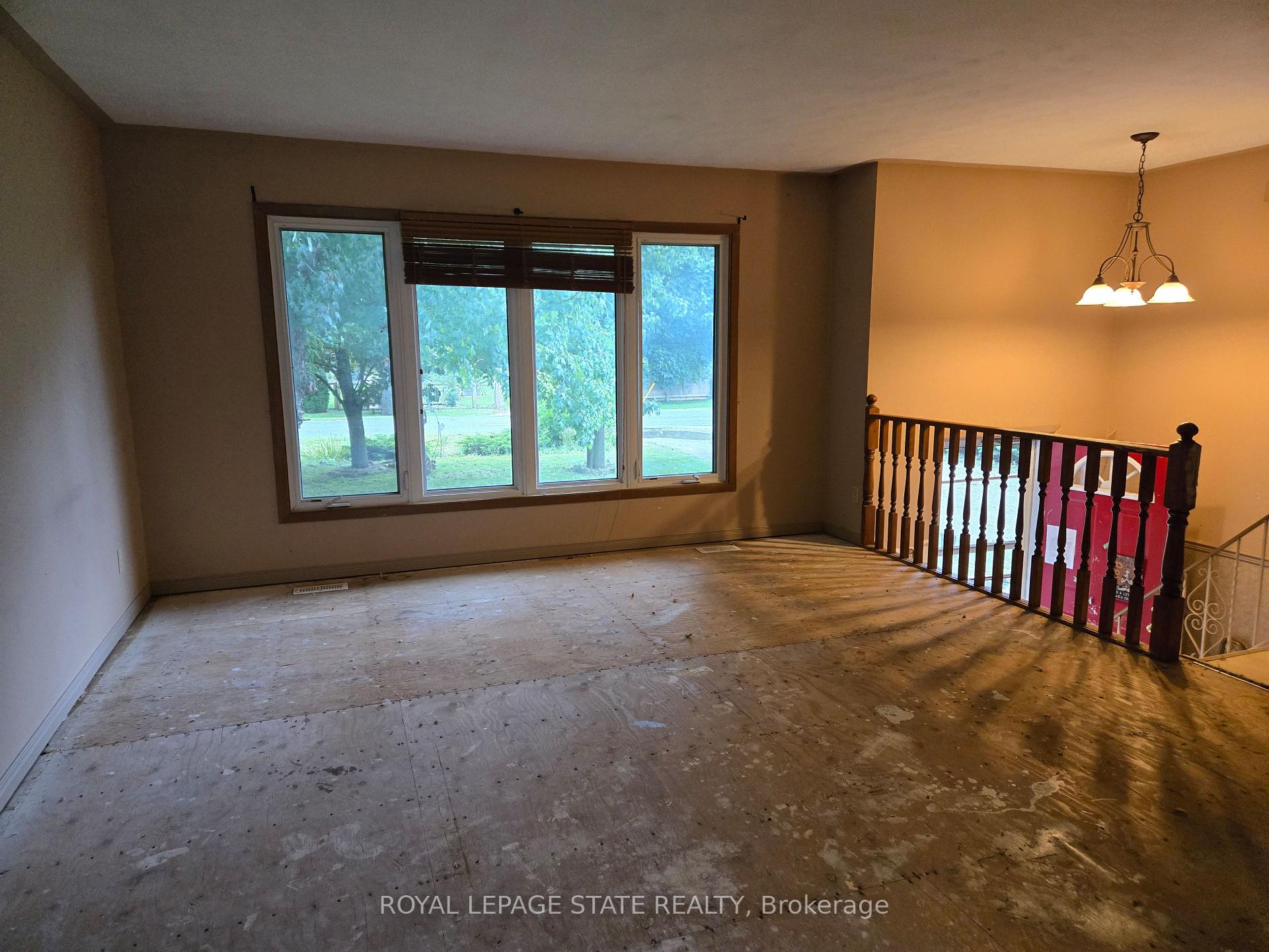 Photo 12 of 8 Lyndhurst Avenue, Norfolk, Pine Grove — HOMEH