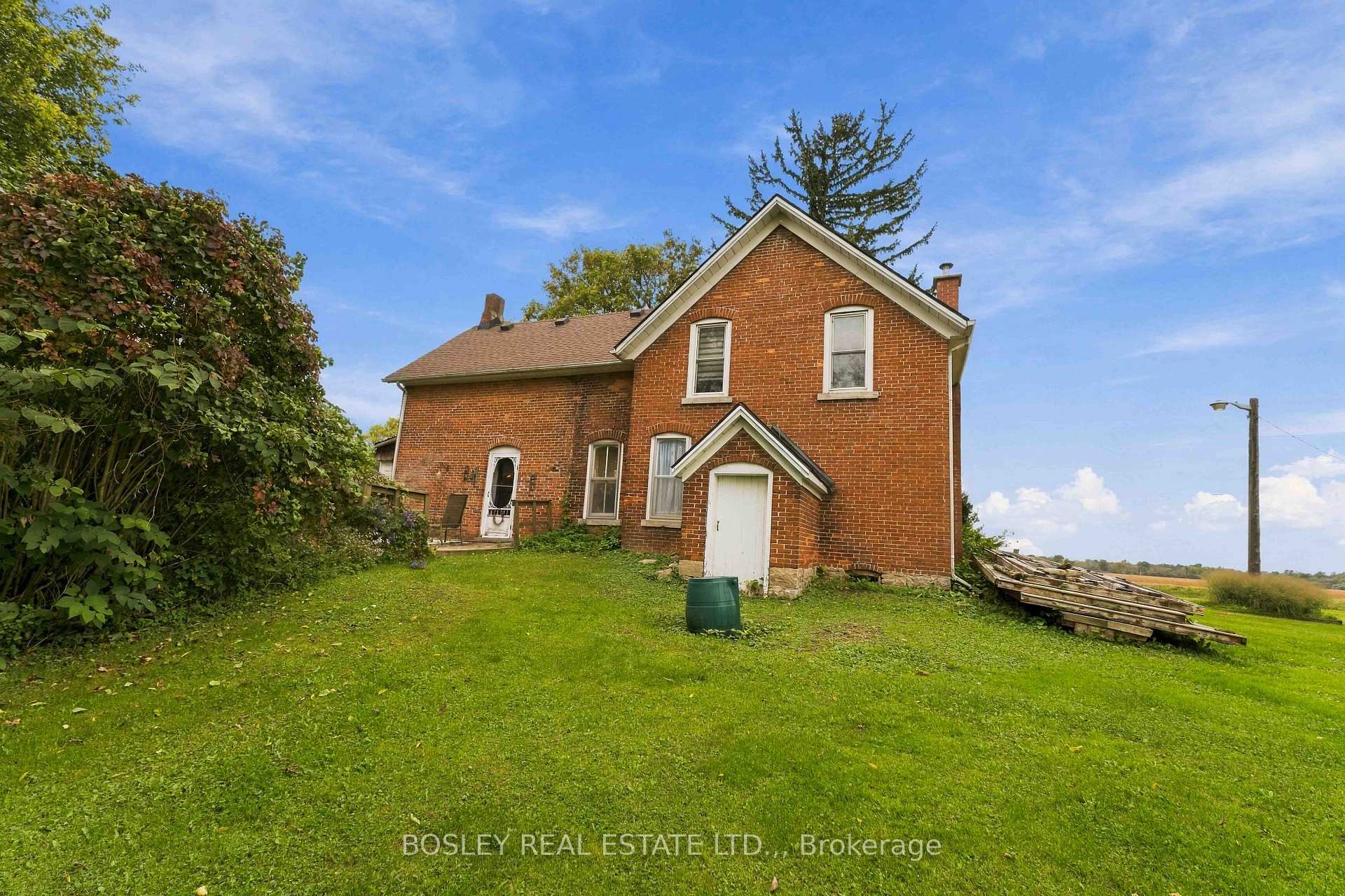 Photo 29 of 860 Moyer Road, Welland, Cooks Mills — HOMEH