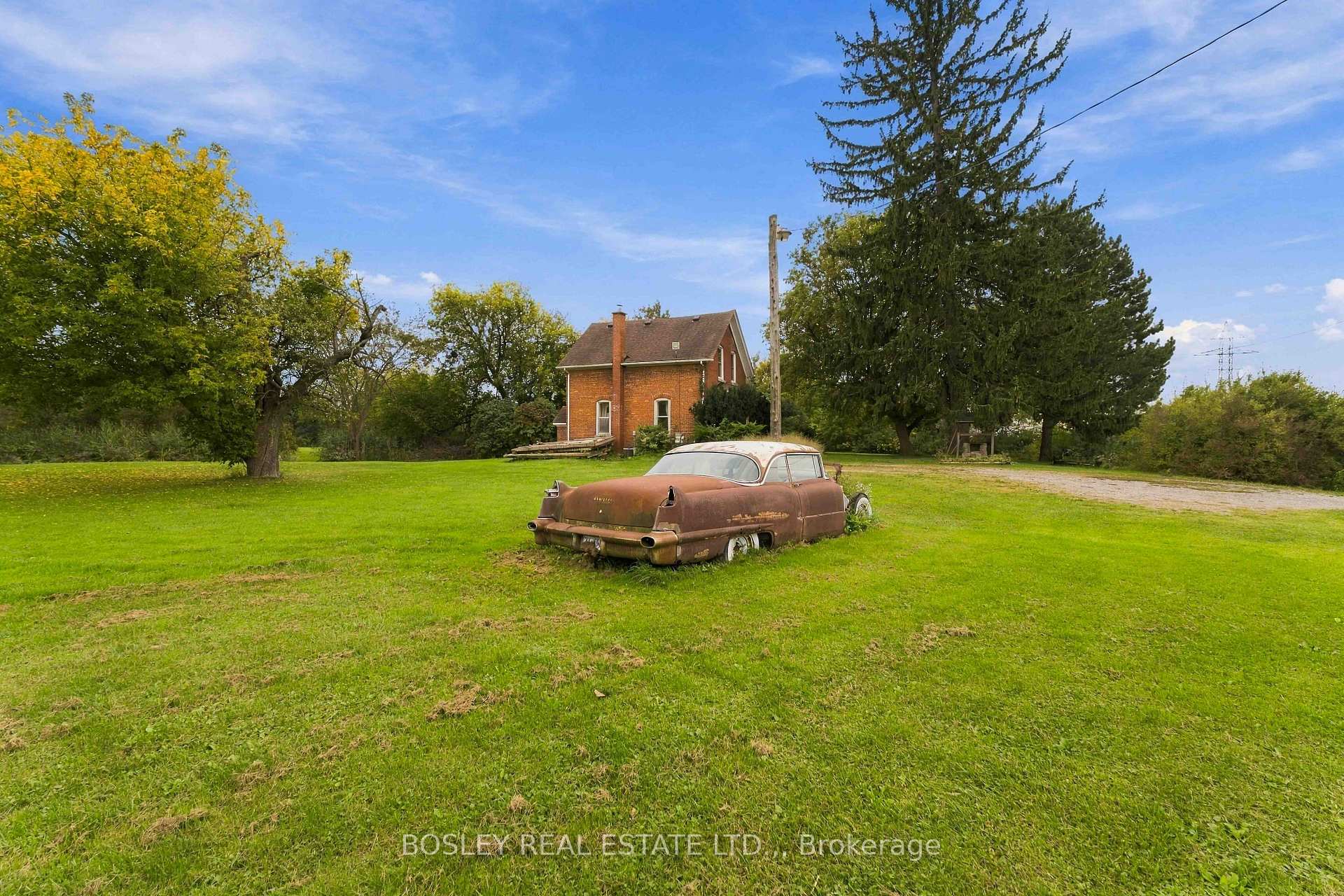 Photo 32 of 860 Moyer Road, Welland, Cooks Mills — HOMEH