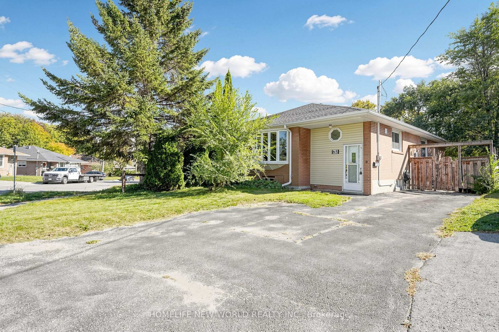 Front of Unit MAIN, 65 Walter Avenue
