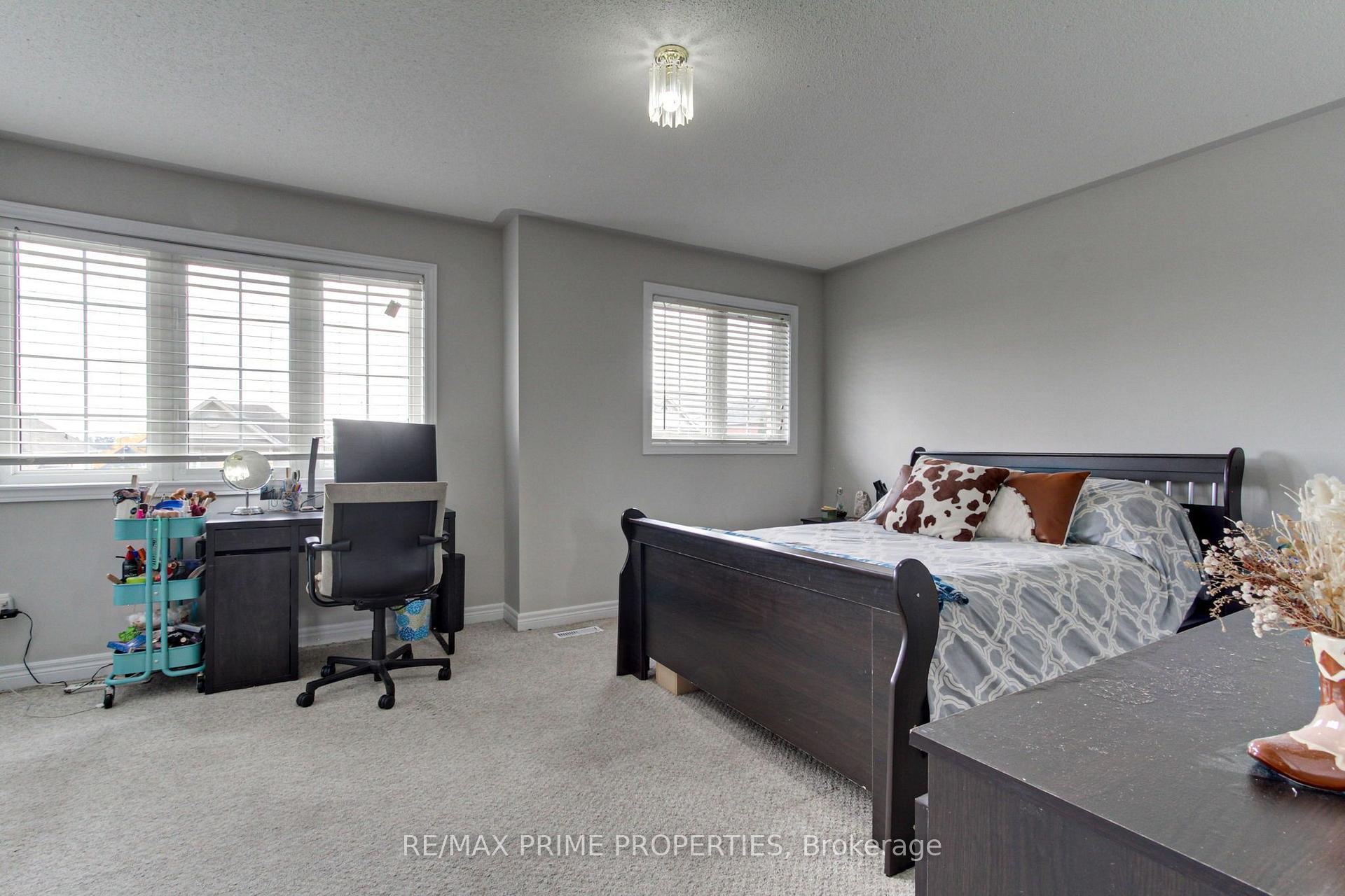 Photo 17 of 64 Ian Drive, Georgina, Keswick South — HOMEH