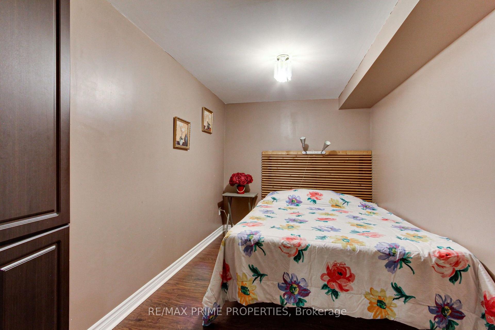 Photo 25 of 64 Ian Drive, Georgina, Keswick South — HOMEH