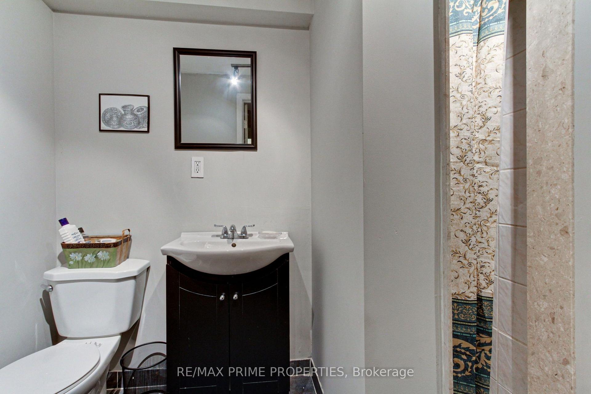 Photo 26 of 64 Ian Drive, Georgina, Keswick South — HOMEH