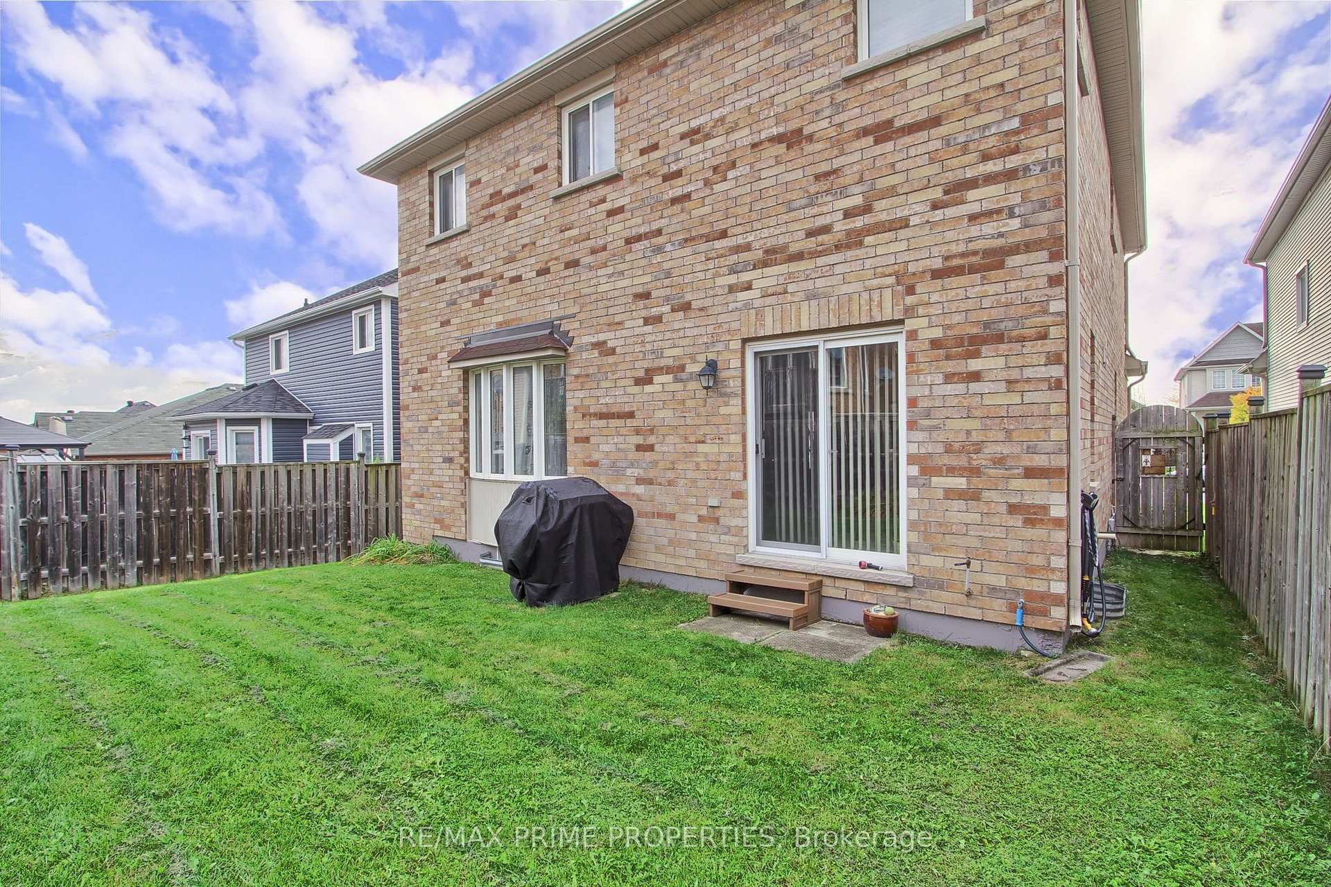 Photo 28 of 64 Ian Drive, Georgina, Keswick South — HOMEH