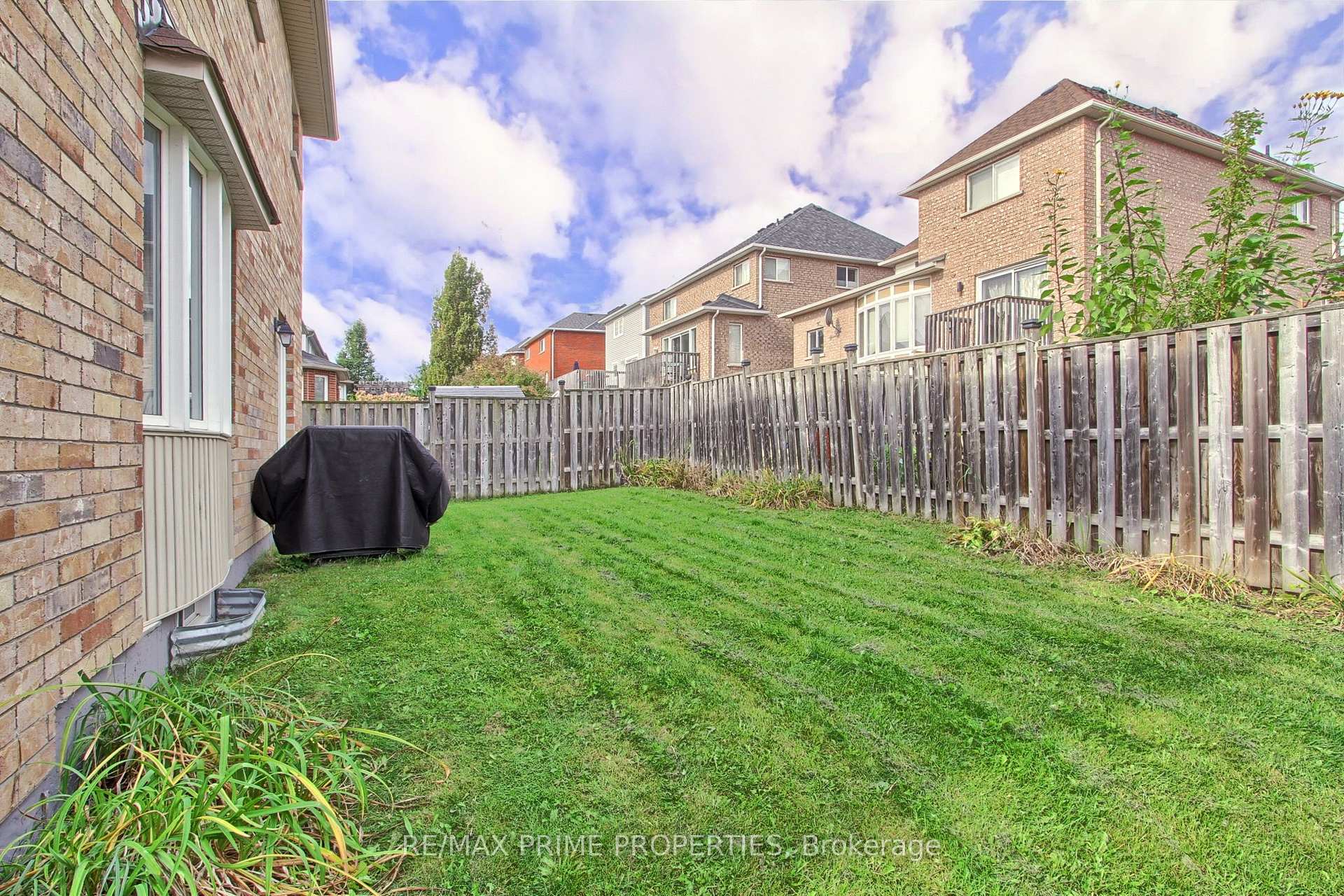 Photo 30 of 64 Ian Drive, Georgina, Keswick South — HOMEH