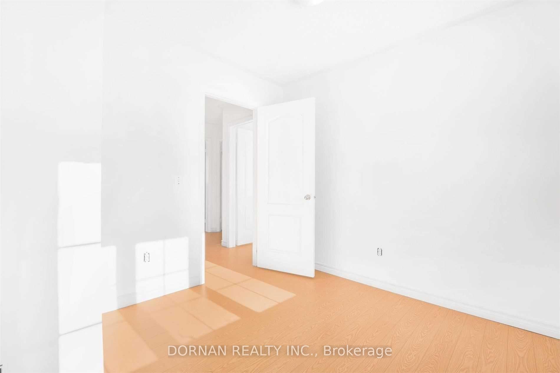 Photo 11 of 76 Greengrove Way, Whitby, Rolling Acres — HOMEH