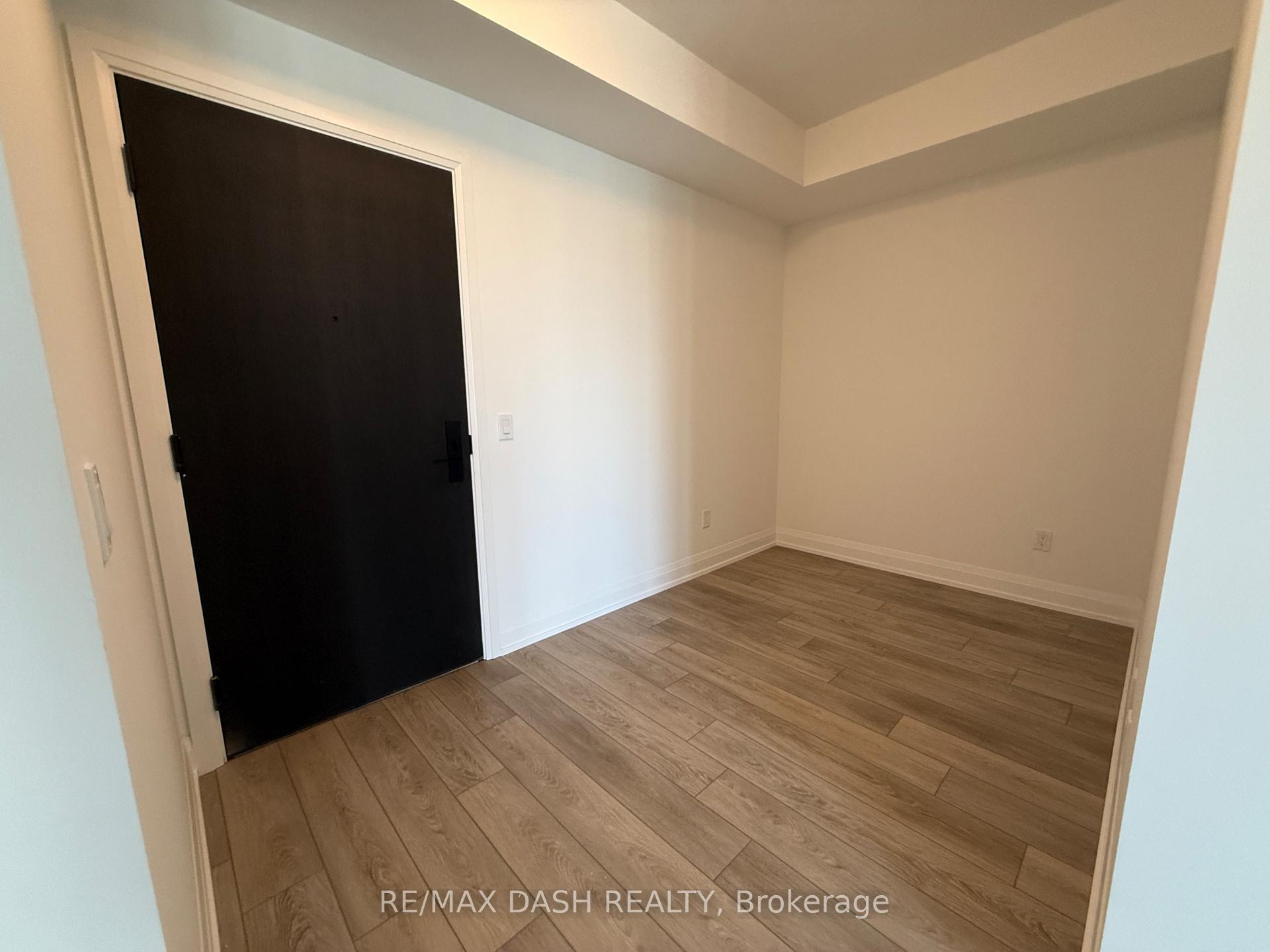 Photo 7 of Unit 3709, 20 Soudan Avenue, Toronto, Mount Pleasant West — HOMEH