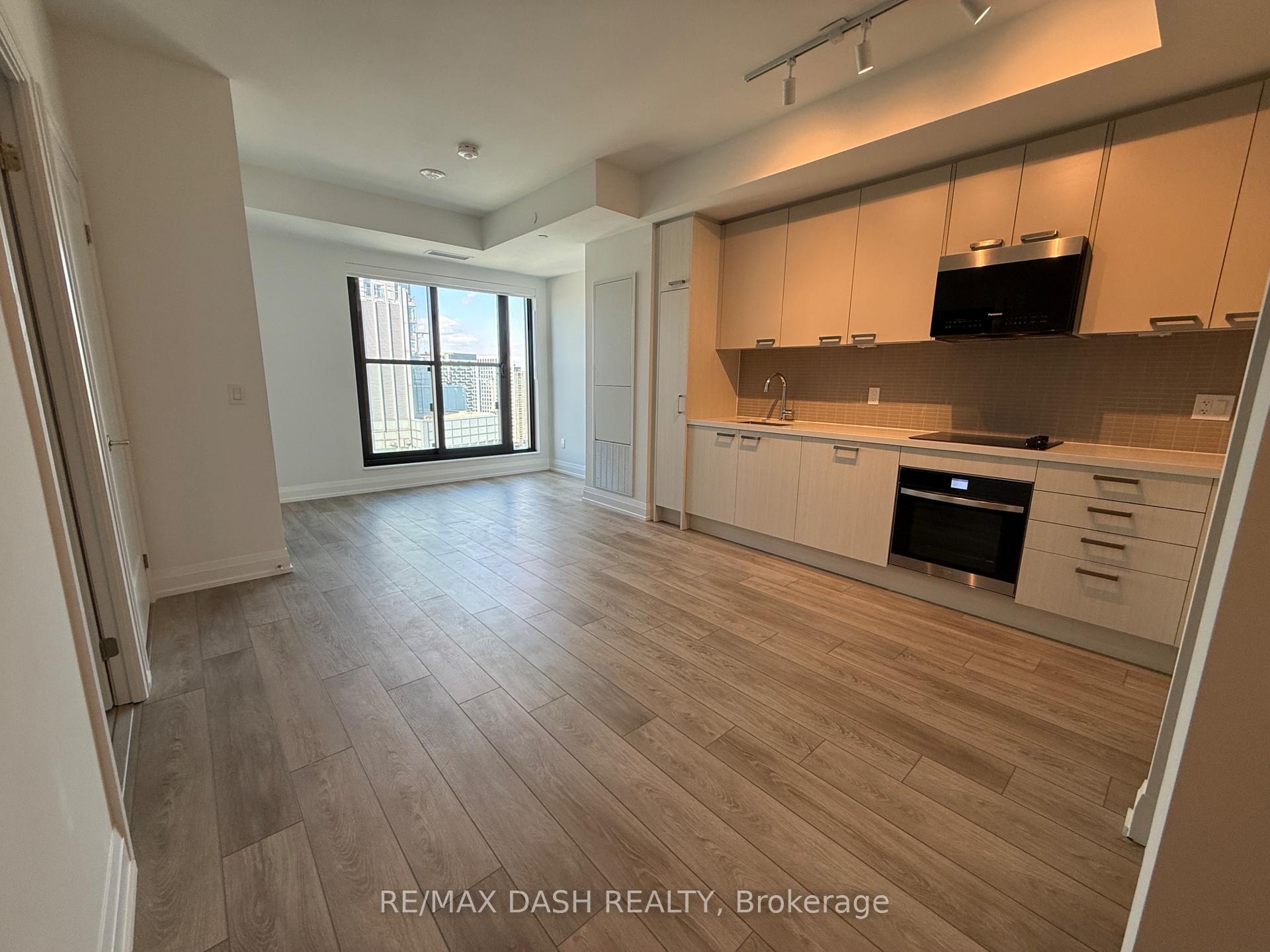 Photo 9 of Unit 3709, 20 Soudan Avenue, Toronto, Mount Pleasant West — HOMEH
