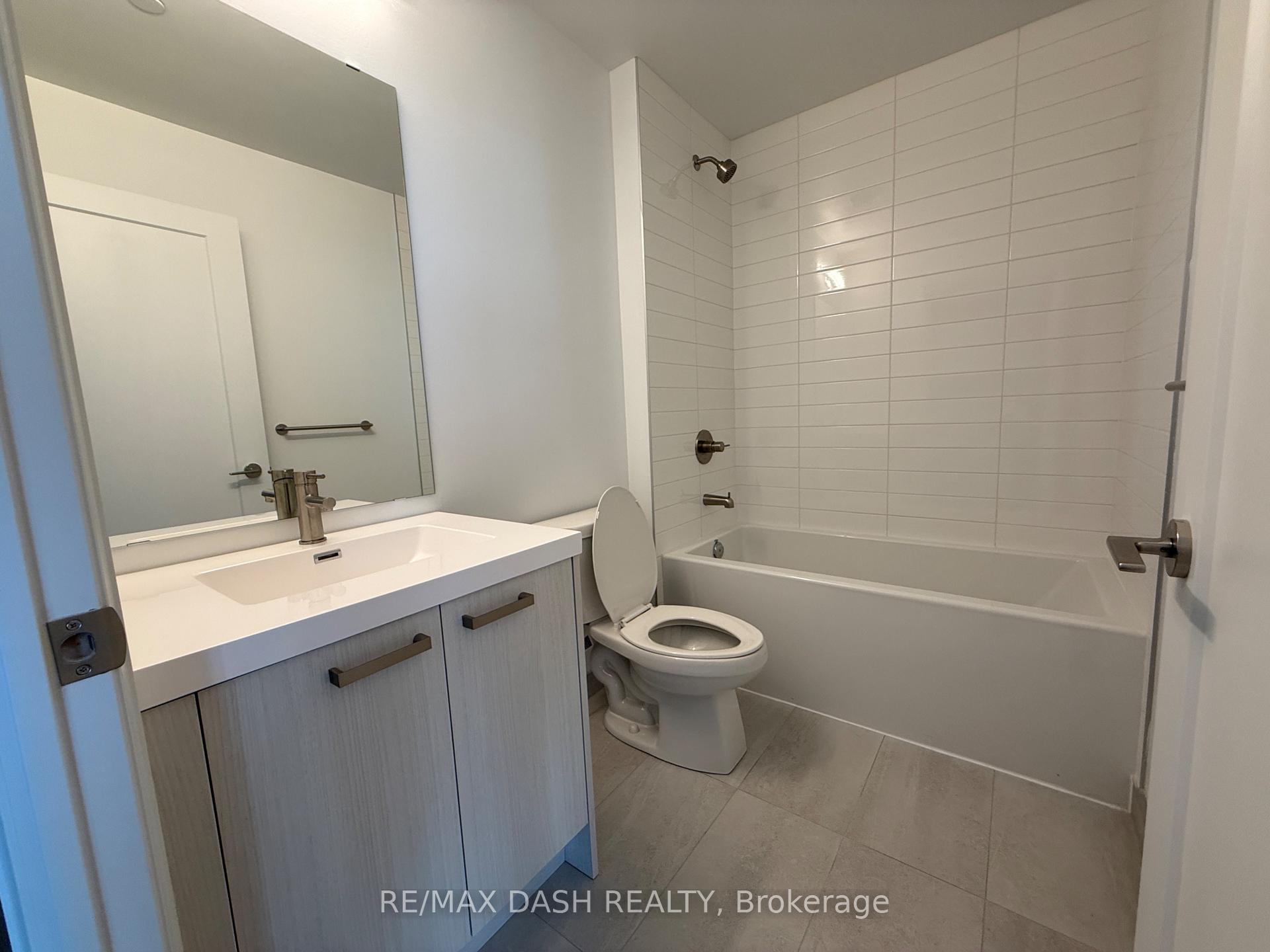 Photo 11 of Unit 3709, 20 Soudan Avenue, Toronto, Mount Pleasant West — HOMEH